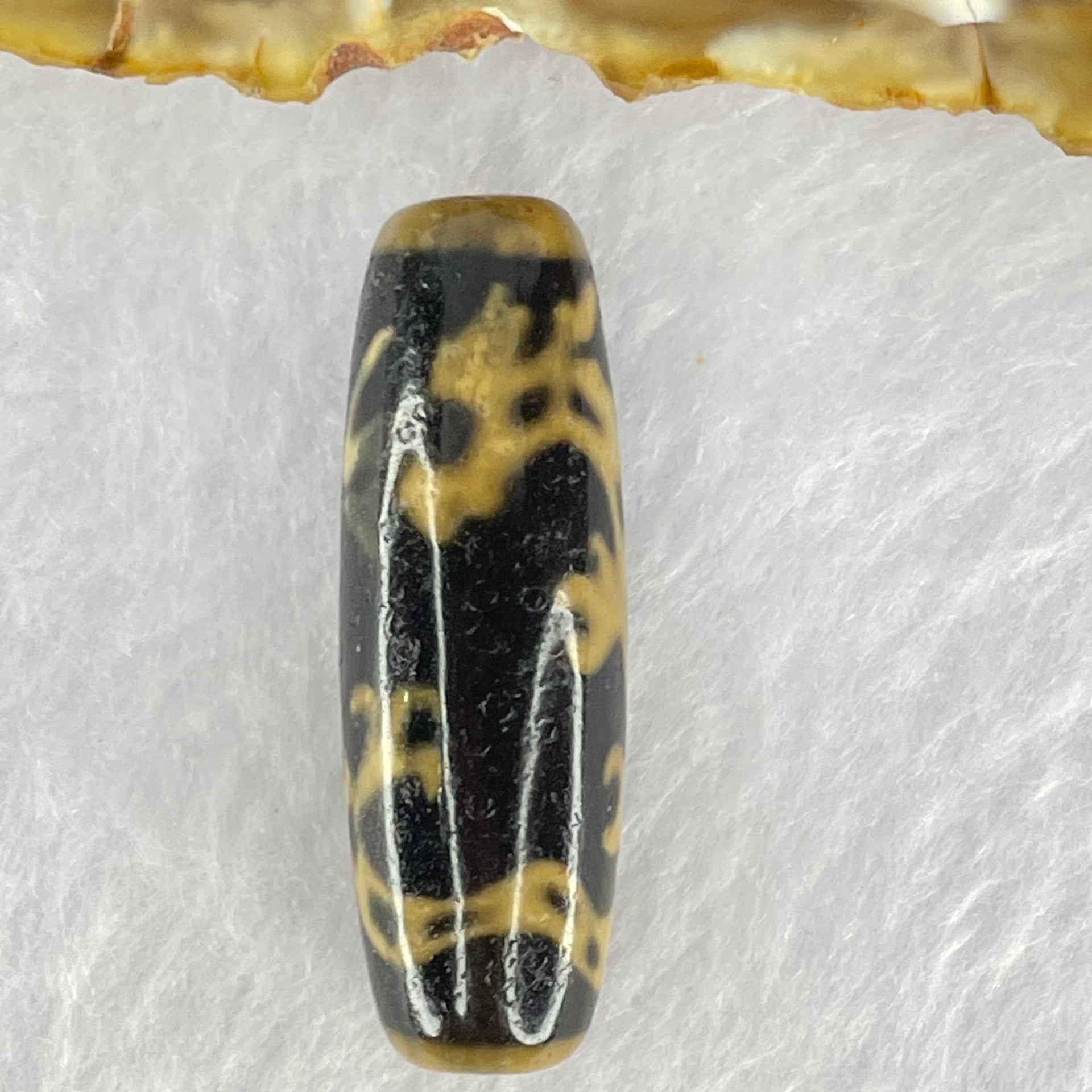 Natural Powerful Tibetan Old Oily Agate Guan Yin on Dragon Dzi Bead Heavenly Master (Tian Zhu) 观音龙天珠 8.66g 36.9 by 12.2mm - Huangs Jadeite and Jewelry Pte Ltd