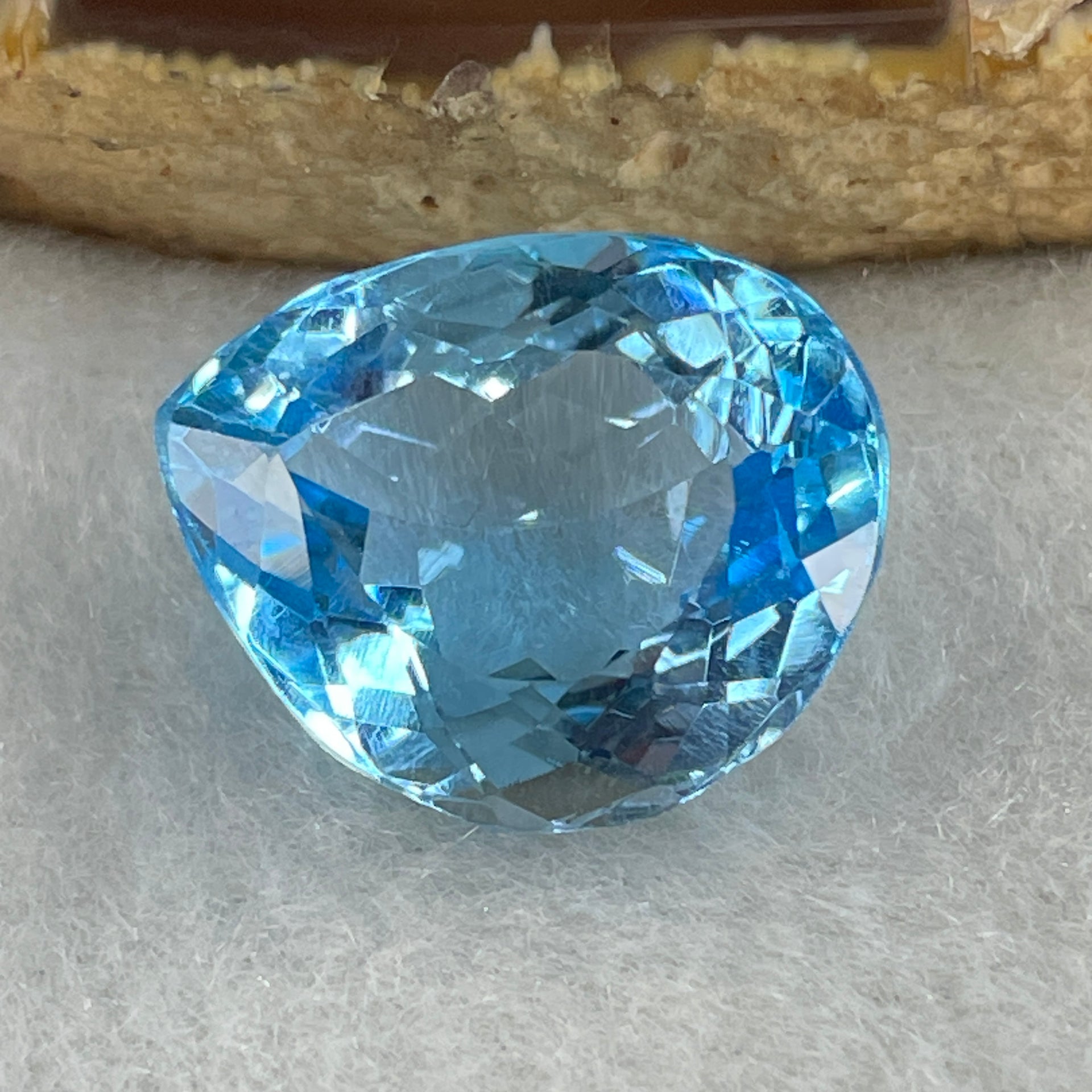 Natural Sky Blue Topaz Teardrop Shape 14.58ct 16.5 by 13.2 by 8.4mm - Huangs Jadeite and Jewelry Pte Ltd