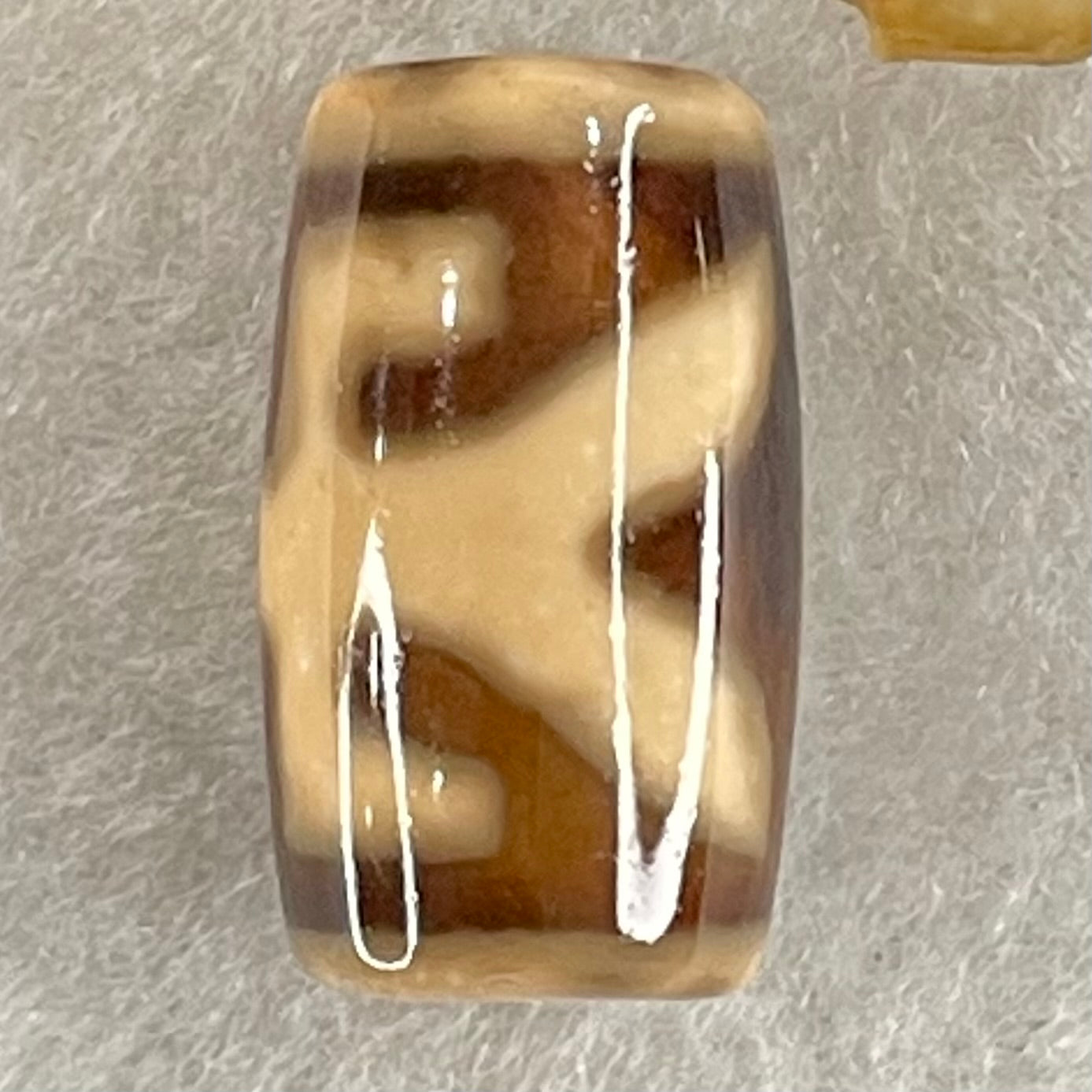Natural Powerful Tibetan Old Oily Agate Patina Guiren Tairen Human Dzi Bead Totem Amulet Heavenly Master (Tian Zhu) 贵人天诛 4.99g 20.3 by 12.0mm - Huangs Jadeite and Jewelry Pte Ltd