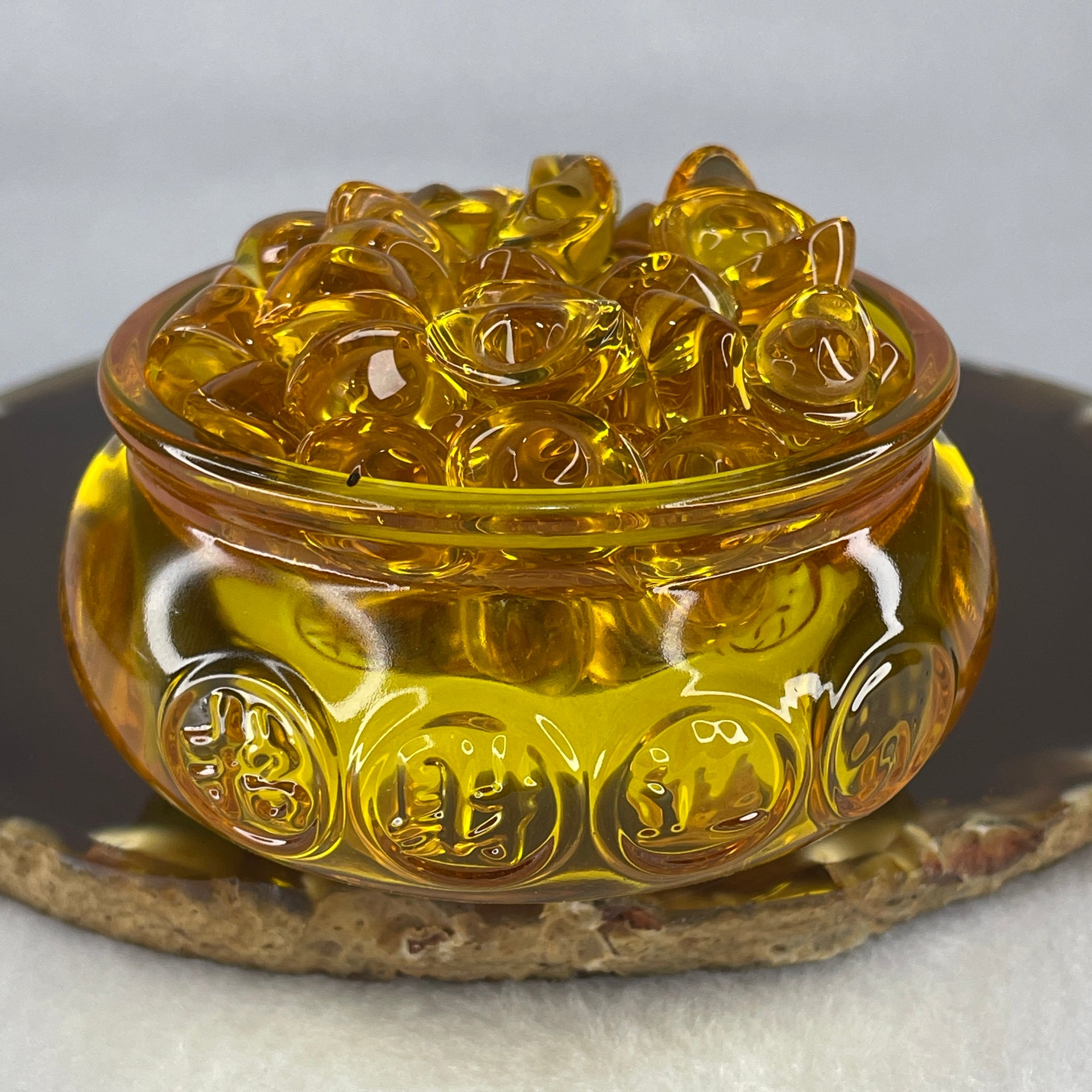 Yellow Liuli Wealth Pot with Ingot Yuan Bao Display Total Weight 330.00g 80.4 by 51.5mm - Huangs Jadeite and Jewelry Pte Ltd