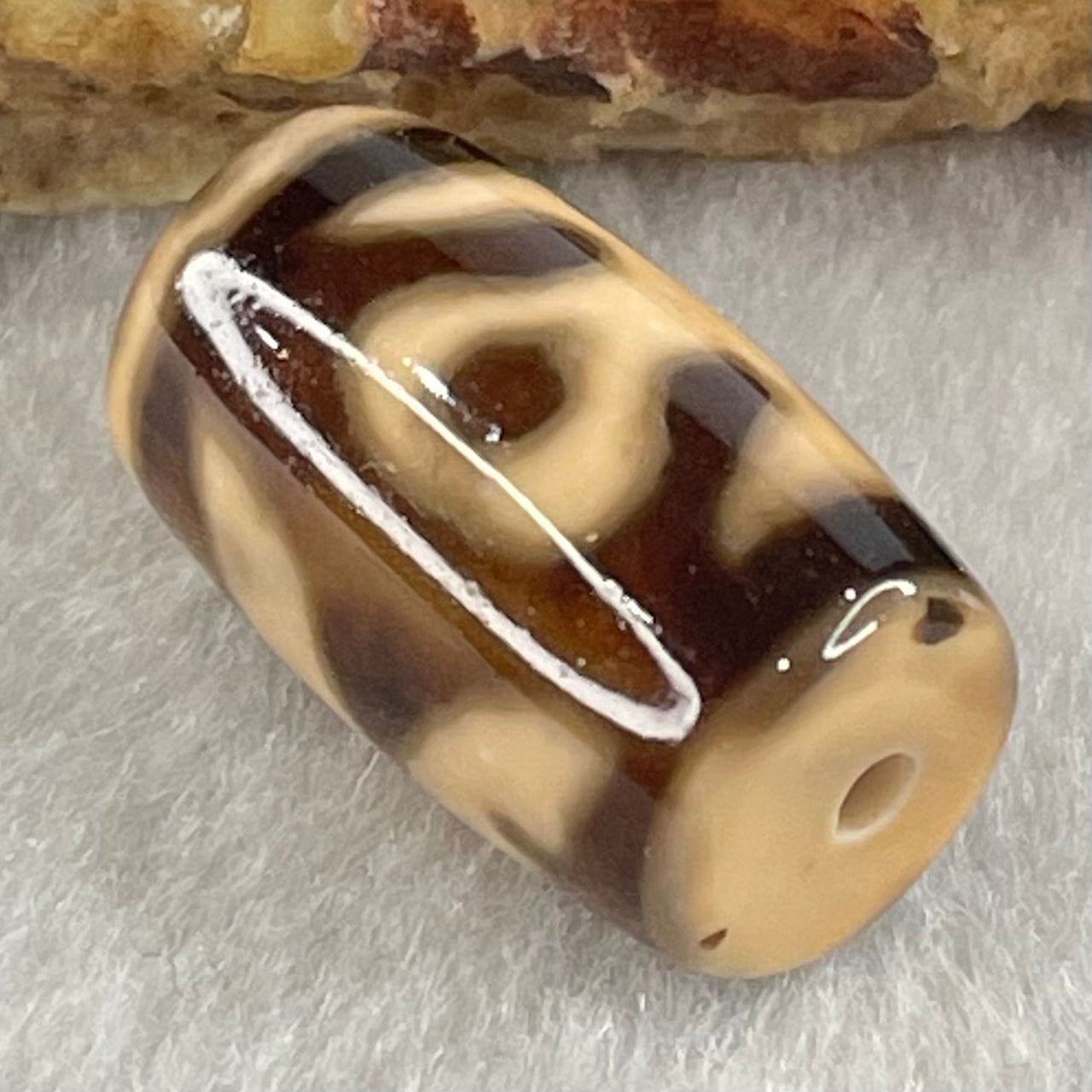 Natural Powerful Tibetan Old Oily Agate Patina Guiren Tairen Human Dzi Bead Totem Amulet Heavenly Master (Tian Zhu) 贵人天诛 4.80g 19.5 by 11.6mm - Huangs Jadeite and Jewelry Pte Ltd