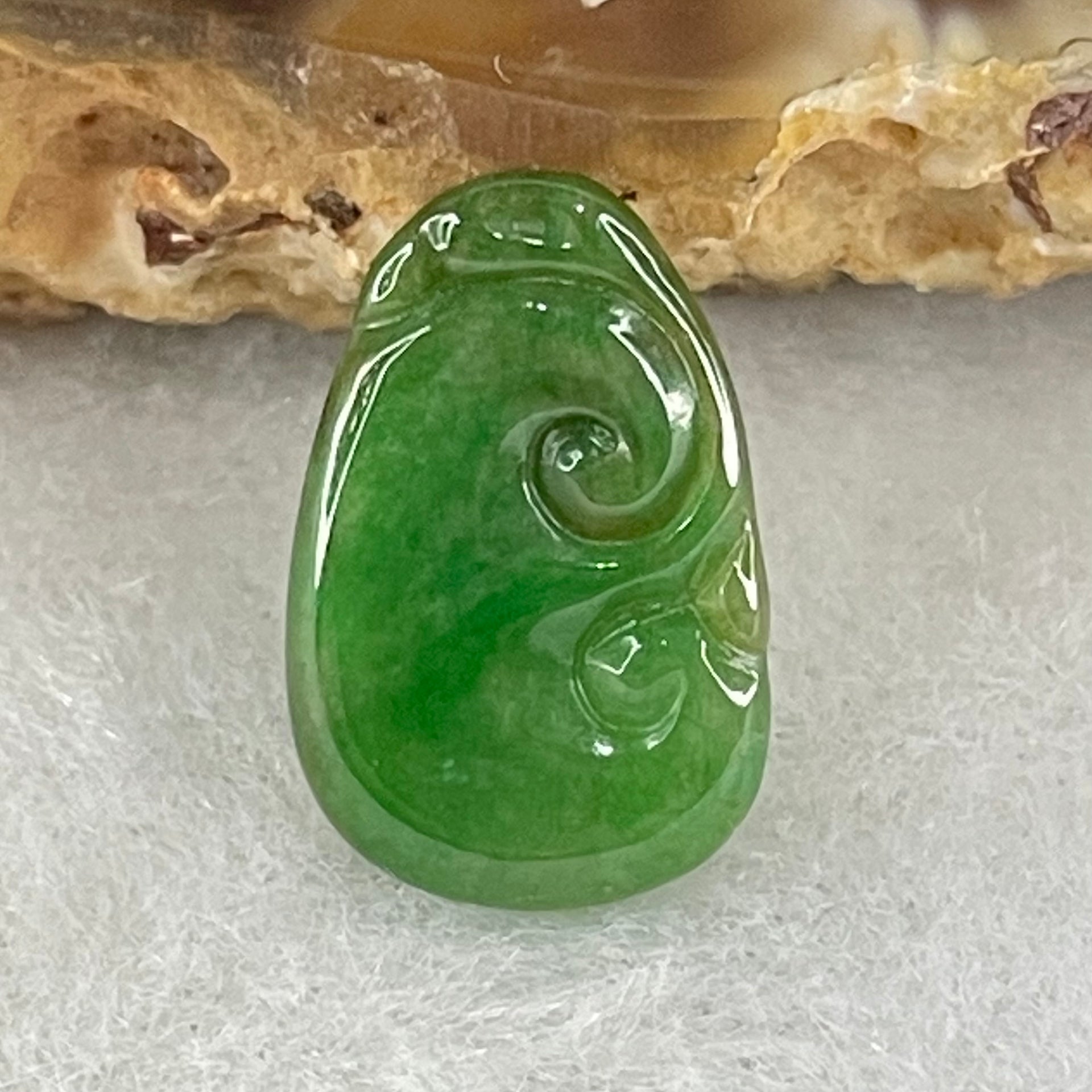 Type A Old Mine Spicy Green Jadeite Ruyi Charm Stone For Setting 0.41g 13.8 by 8.8 by 1.6mm - Huangs Jadeite and Jewelry Pte Ltd