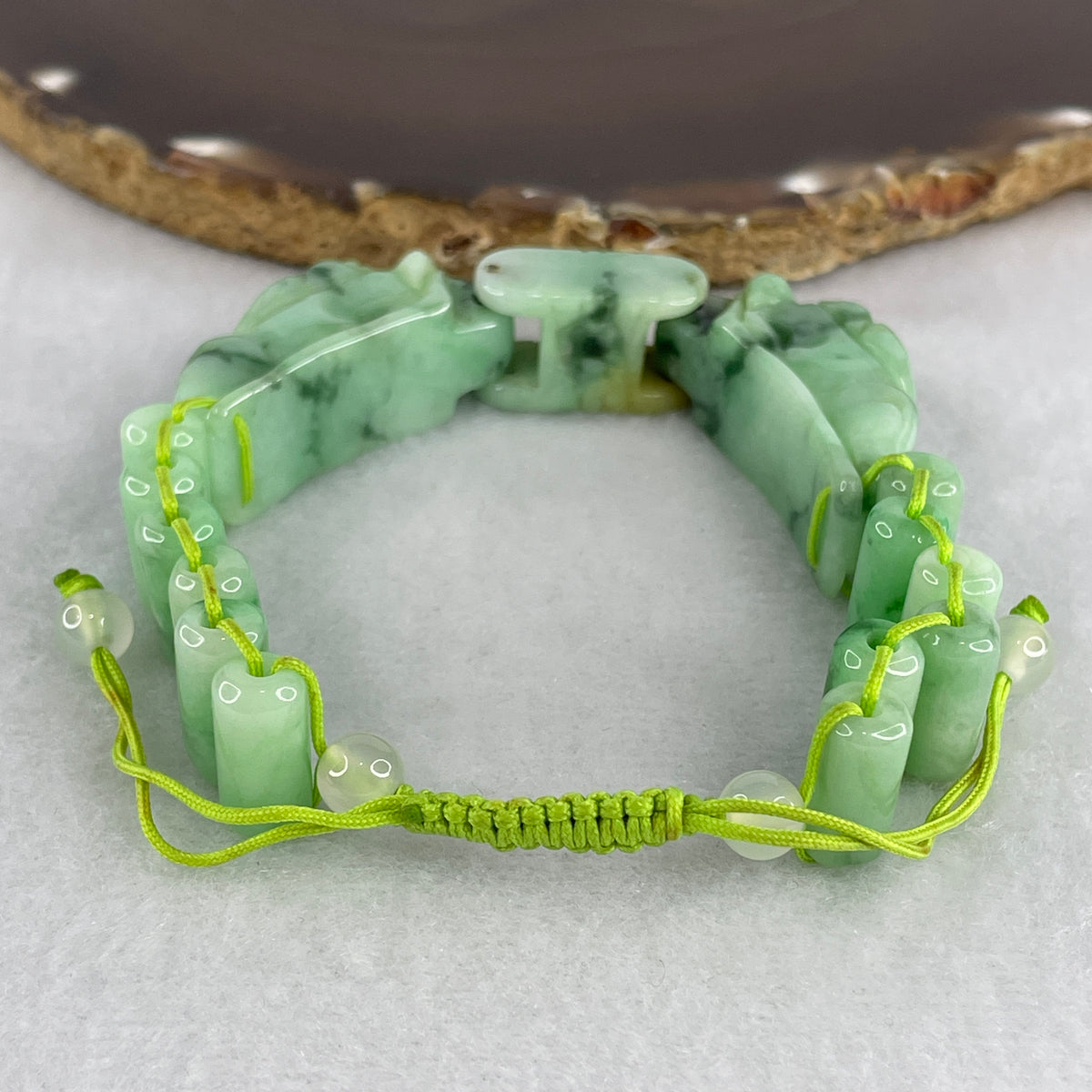 Natural Type A Apple Green Jadeite Double Dragon Head with Lulutong Beads Bracelet | Untreated Fei Cui Gemstone Set (50.70g 36.2 by 12.1 by 15.8mm | 17-20cm | 14.0mm - 12 Lulutong Beads)