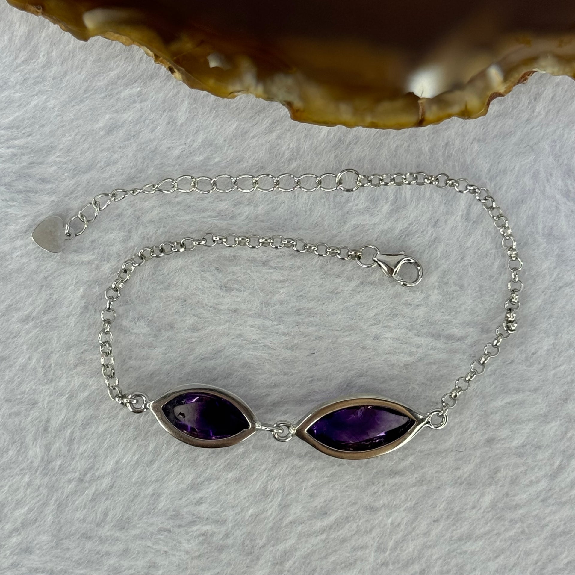 Above Average Natural Super 7 in S925 Sliver Bracelet 3.71g 15.0 by 7.2 by 5.8mm - Huangs Jadeite and Jewelry Pte Ltd