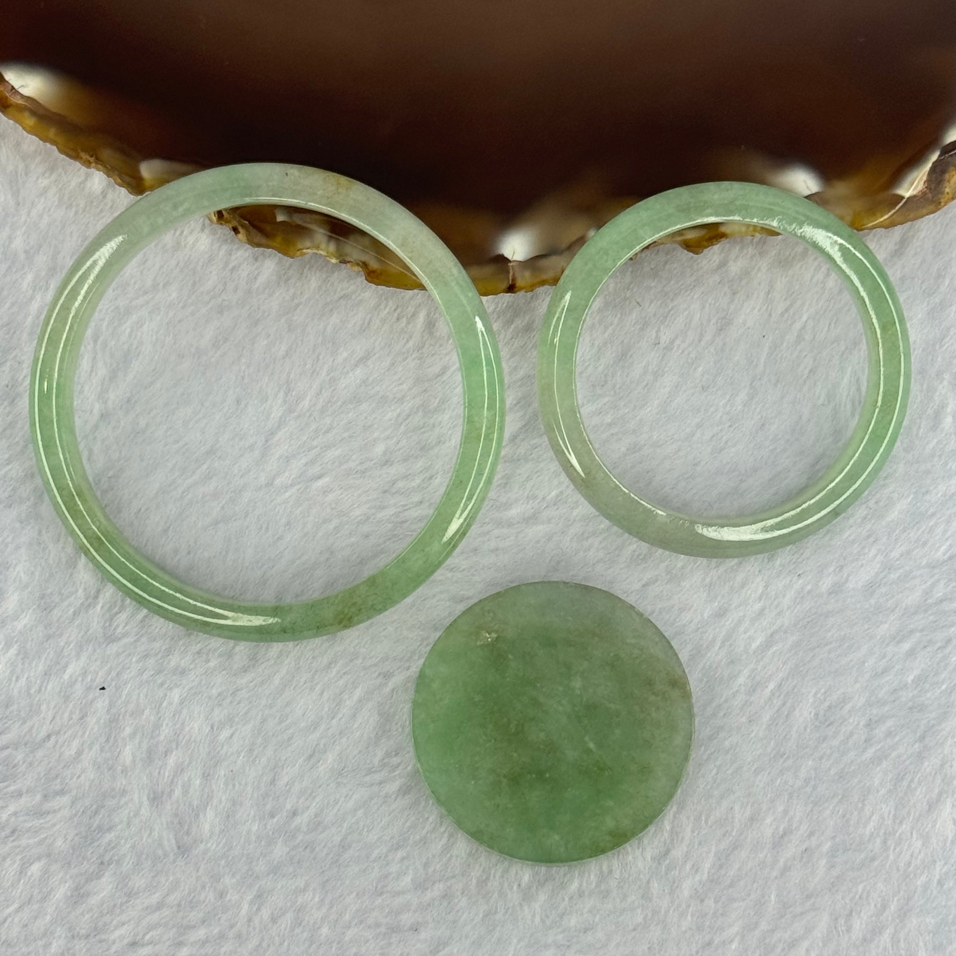 Type A Green Jadeite Bangle and Display 35.86g Inner Diameter 44.5mm 6.1 by 4.6mm, 33.3mm 5.6 by 4.9mm, 31.4 by 6.3mm (Close to Perfect) - Huangs Jadeite and Jewelry Pte Ltd