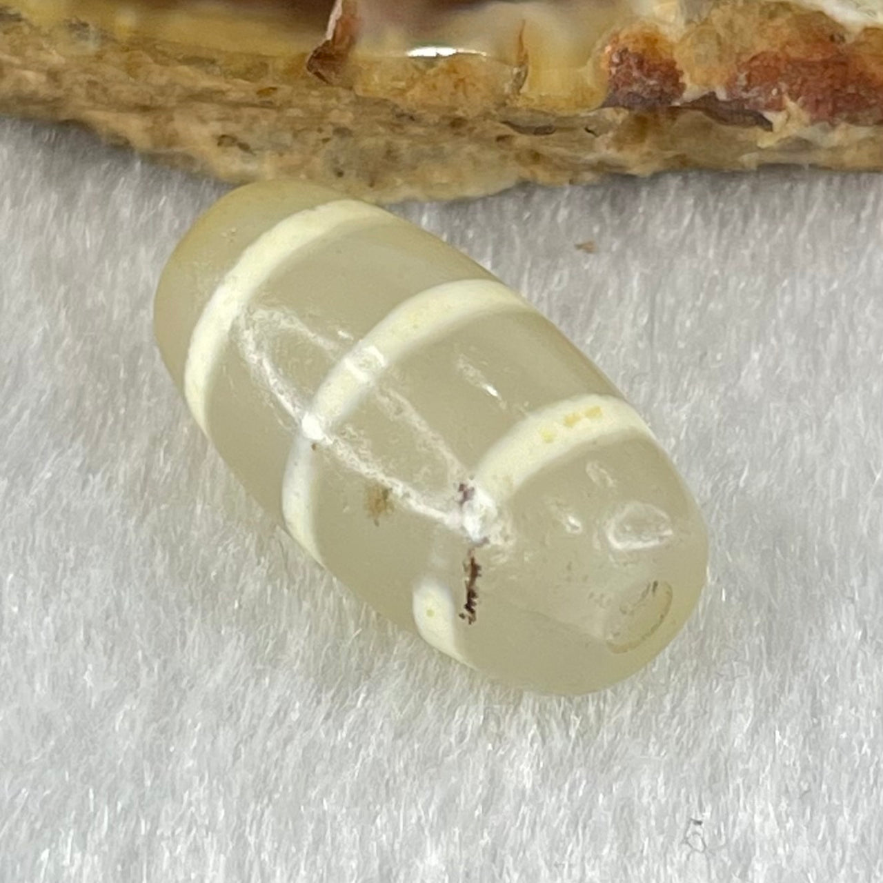 Natural Powerful Tibetan Old Oily Agate 3-Lines Dzi Bead Heavenly Master (Tian Zhu) 三行天诛 3.09g 19.8 by 10.2mm - Huangs Jadeite and Jewelry Pte Ltd