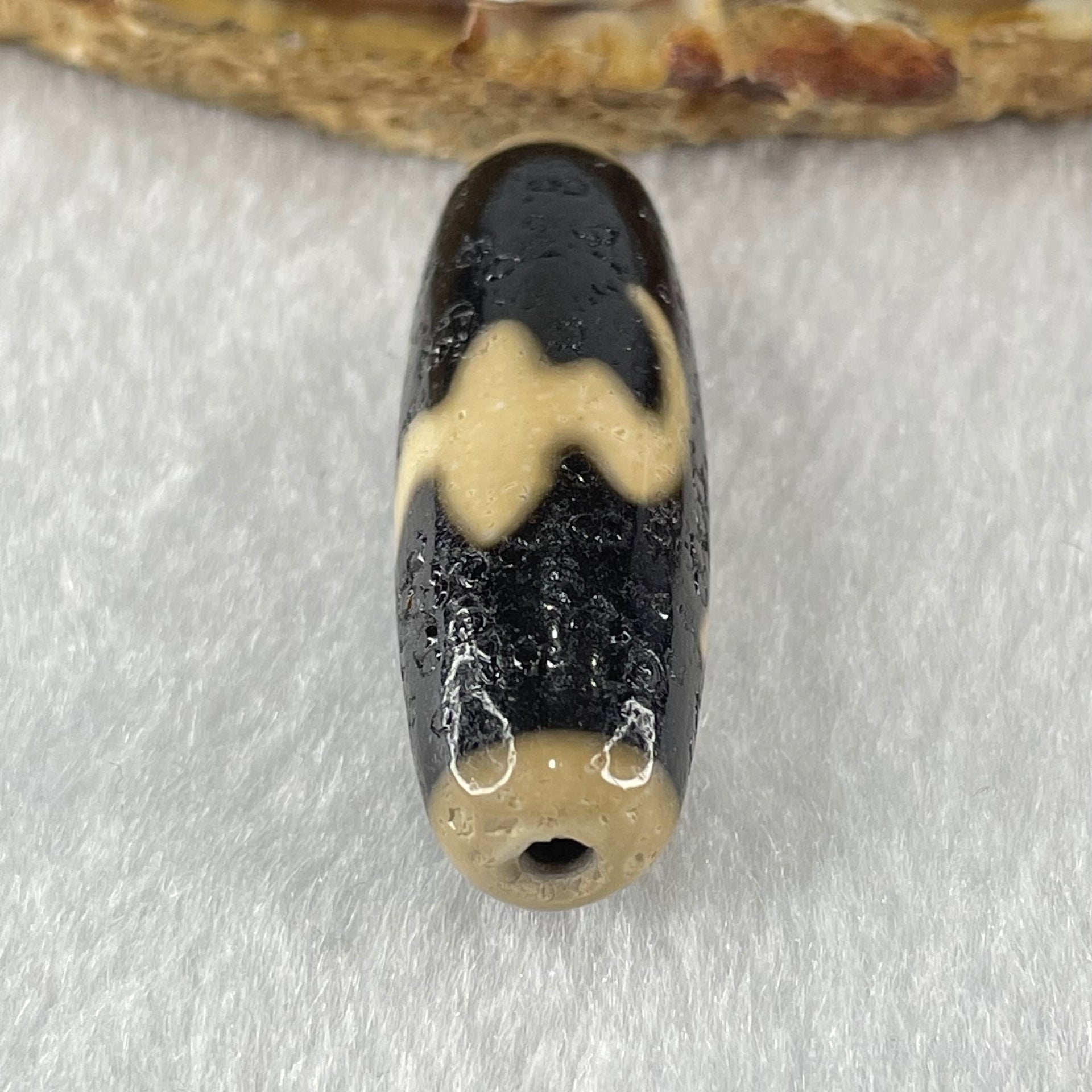 Natural Powerful Tibetan Old Oily Agate Bat with Insect or Happiness Fu Shou Dzi Bead Heavenly Master (Tian Zhu) 蝙蝠昆虫天珠 8.91g 38.1 by 12.3mm - Huangs Jadeite and Jewelry Pte Ltd
