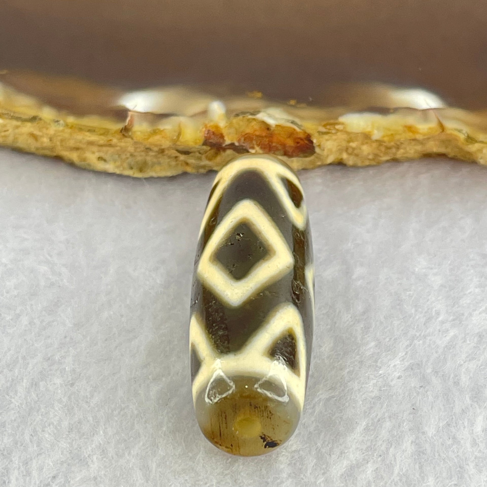 Natural Powerful Tibetan Old Oily Agate 3-Eye Vajra Dzi Bead Heavenly Master (Tian Zhu) 三眼天珠 10.26g 37.8 by 13.2mm - Huangs Jadeite and Jewelry Pte Ltd