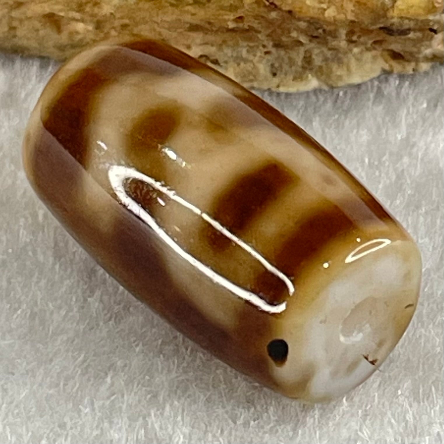 Natural Powerful Tibetan Old Oily Agate Double Cai Shen Dzi Bead Heavenly Master (Tian Zhu) 双财神长天珠 4.81g 20.3 by 11.8mm - Huangs Jadeite and Jewelry Pte Ltd