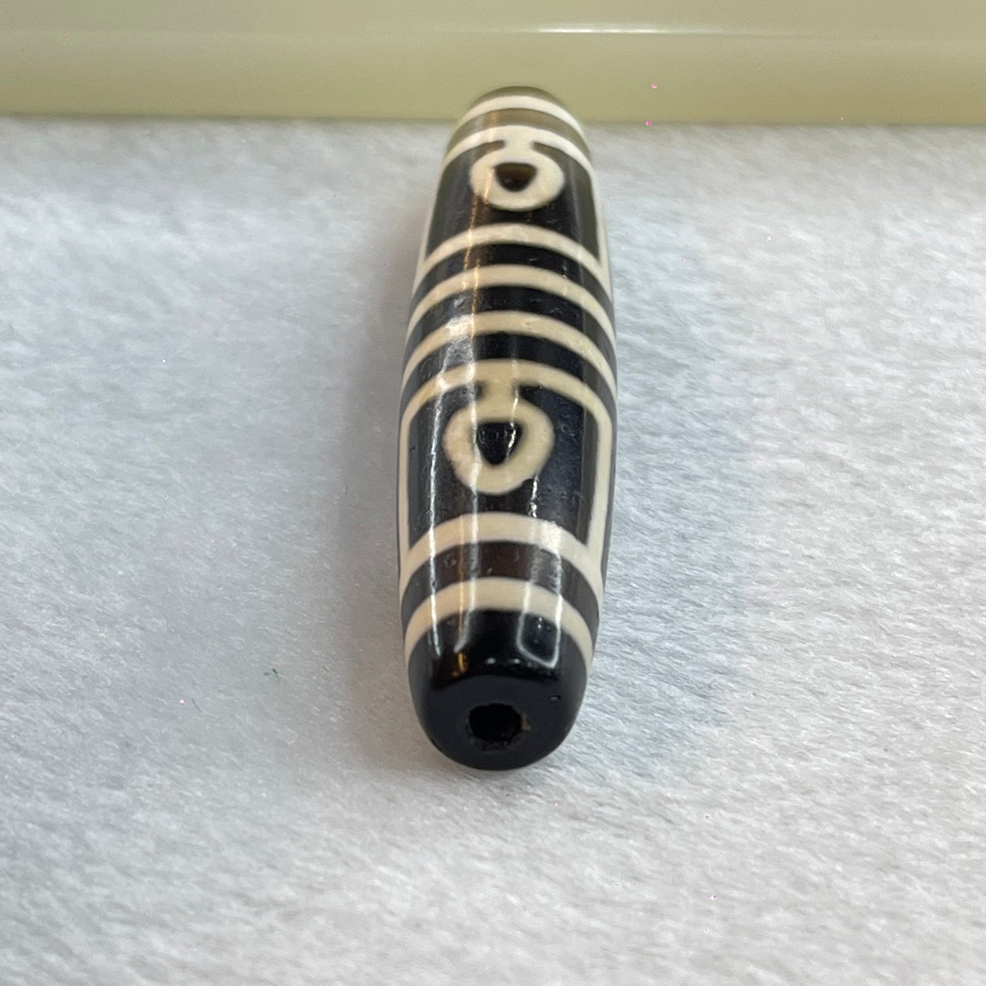 Natural Powerful Tibetan Old Oily Agate Patina 4 Mercy Bodhi Tree Leaf Dzi Bead Heavenly Master (Tian Zhu) 六眼天诛 16.43g 59.5 by 13.4mm - Huangs Jadeite and Jewelry Pte Ltd