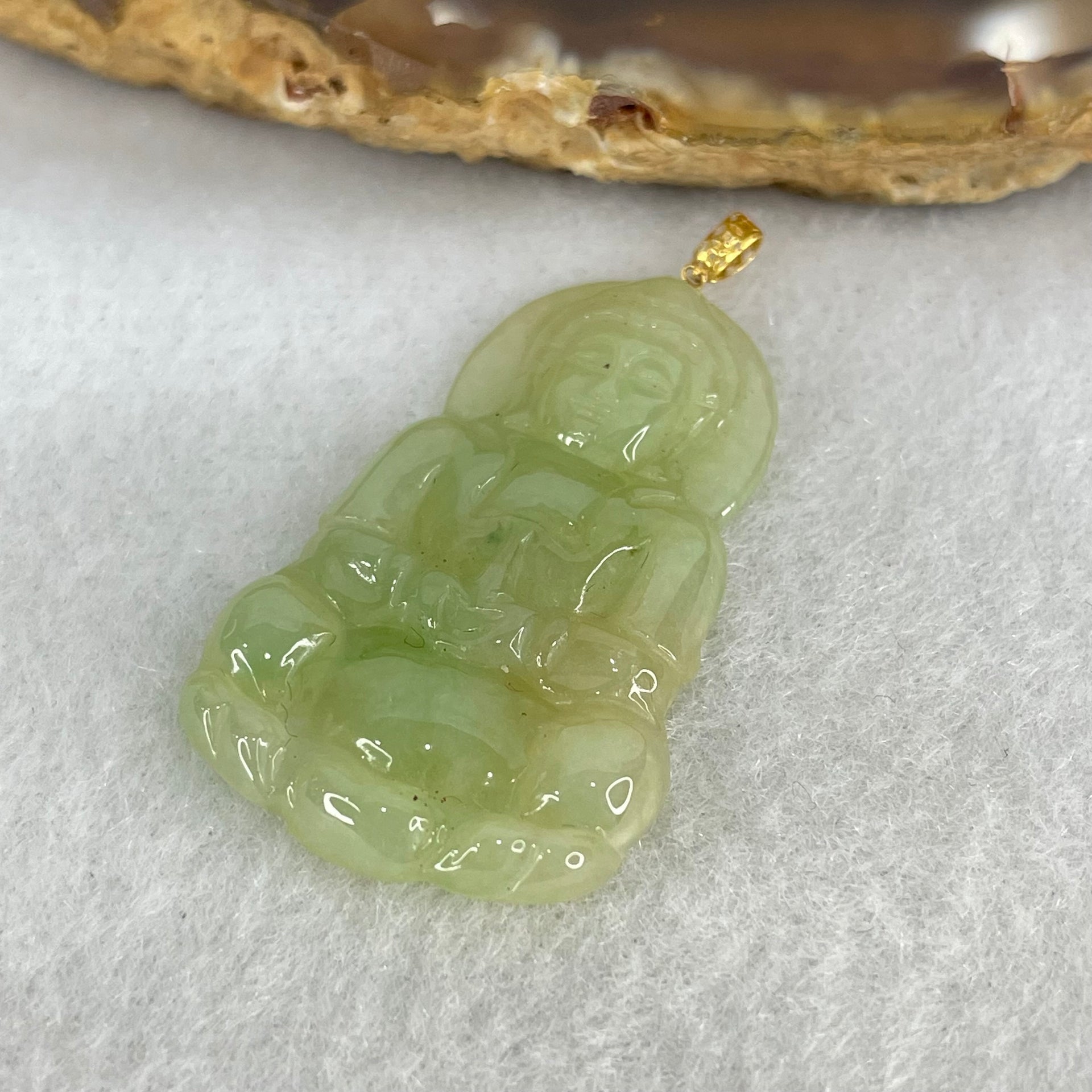 18K Yellow Gold Type A Icy Light Green Jadeite Guan Yin Pendant 4.00g 33.8 by 21.1 by 3.5mm - Huangs Jadeite and Jewelry Pte Ltd