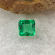 Natural Colombia Green Emerald (Beryl) Cut-Cornered Rectangular step cut 0.69ct 5.5 by 5.3 by 3.0mm - Huangs Jadeite and Jewelry Pte Ltd
