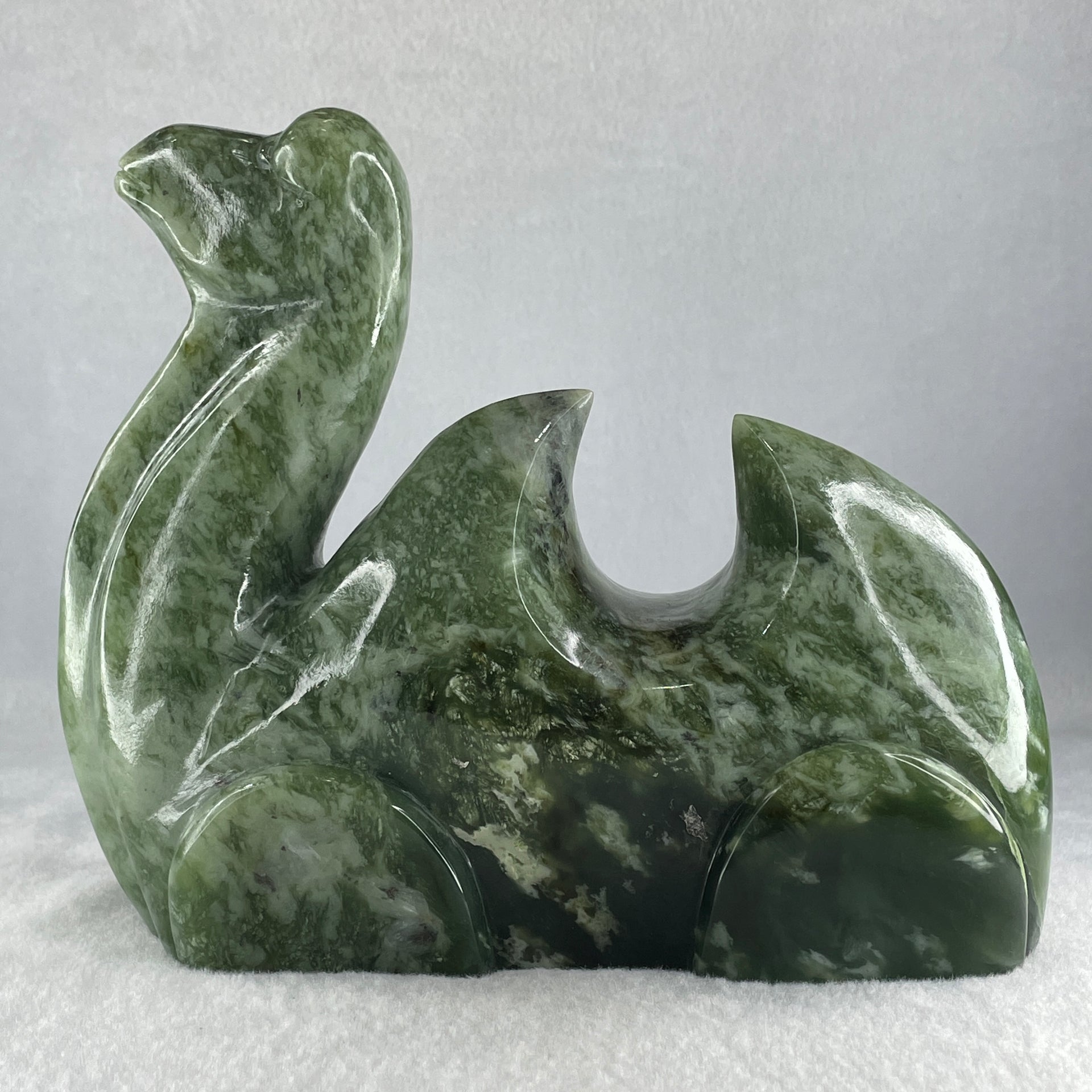 Natural Green Serpentine Camel Display 2,325.5g 189.0 by 75.0 by 155.0mm - Huangs Jadeite and Jewelry Pte Ltd