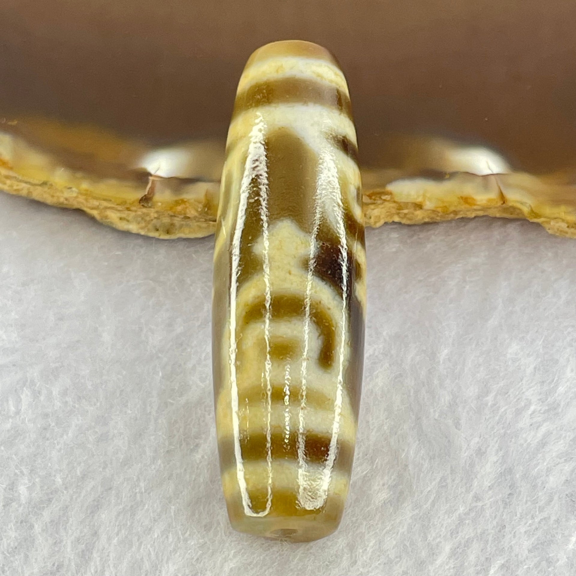 Natural Powerful Tibetan Old Oily Agate 4 Nectar Vessel Dzi Bead Heavenly Master (Tian Zhu) 花蜜容器眼天珠 16.51g 48.6 by 14.8mm - Huangs Jadeite and Jewelry Pte Ltd