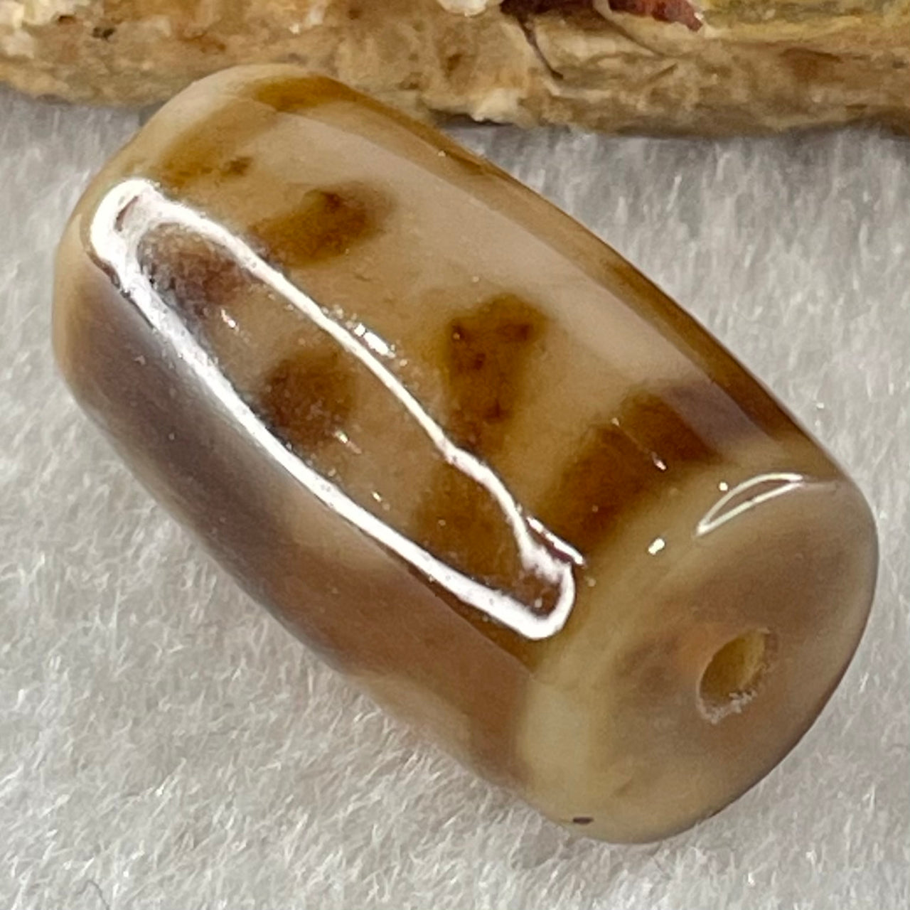 Natural Powerful Tibetan Old Oily Agate Patina Guiren Tairen Human Dzi Bead Totem Amulet Heavenly Master (Tian Zhu) 贵人天诛 4.98g 20.0 by 11.9mm - Huangs Jadeite and Jewelry Pte Ltd