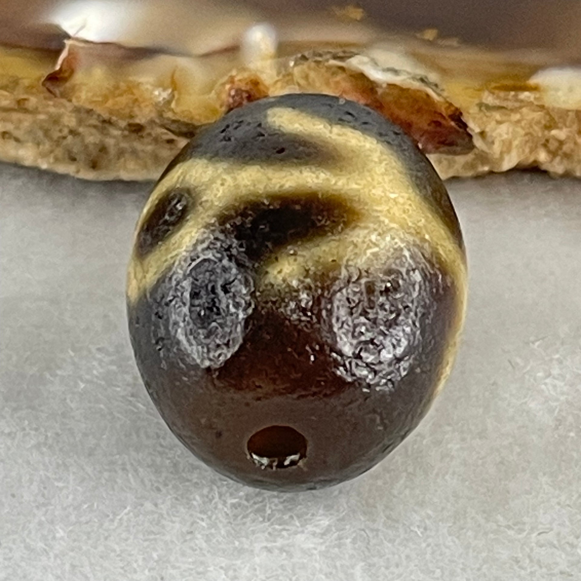 Natural Powerful Tibetan Old Oily Agate Patina Guiren Tairen Human Dzi Bead Totem Amulet Heavenly Master (Tian Zhu) 贵人天诛 8.24g 21.0 by 16.9mm - Huangs Jadeite and Jewelry Pte Ltd