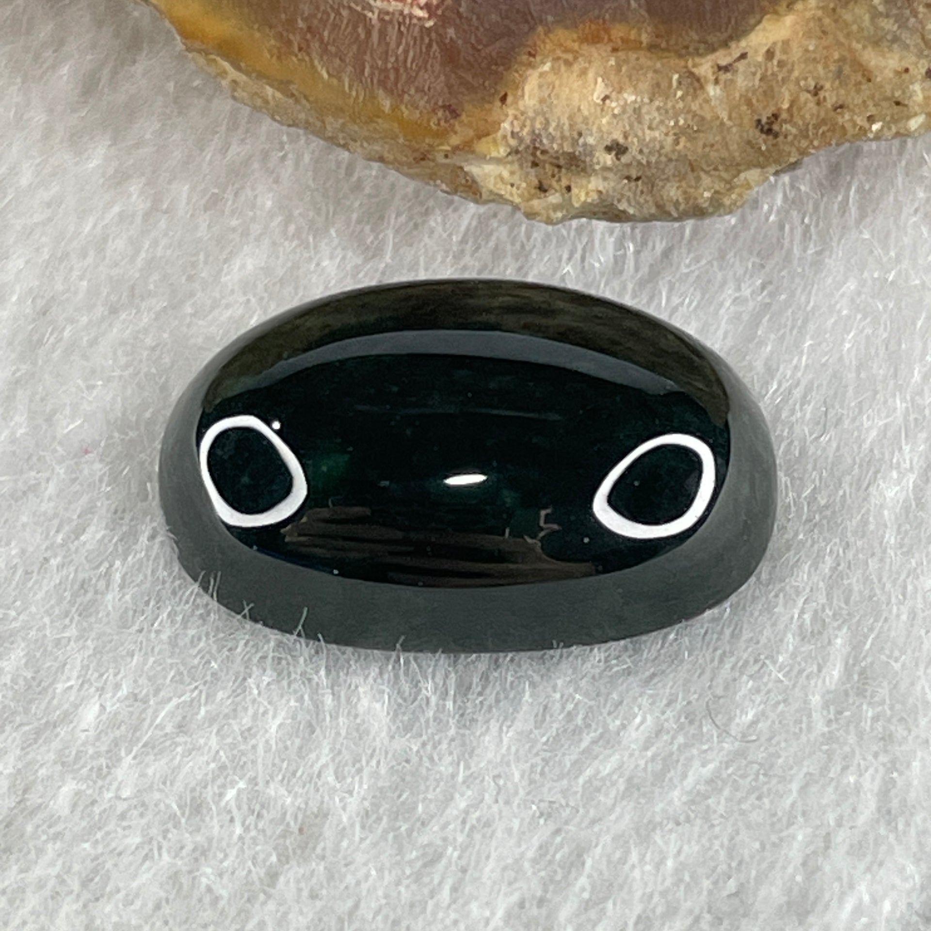 Type A Translucent Black Omphacite Jadeite Round Cabouchon Stone For Setting 1.98g 16.4 by 10.9 by 5.3mm - Huangs Jadeite and Jewelry Pte Ltd
