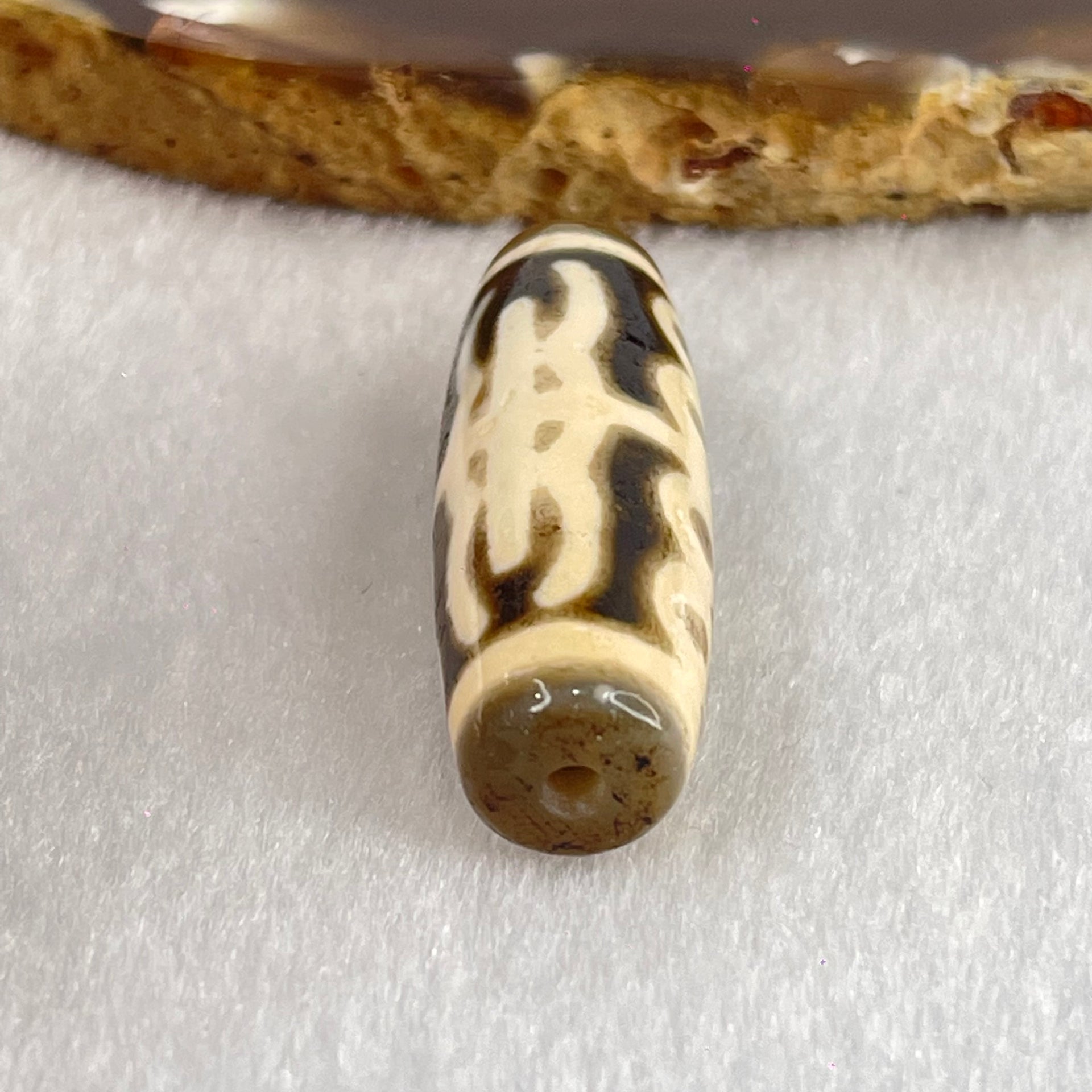 Natural Powerful Tibetan Old Oily Agate Water Lines 8 Eyes Dzi Bead Heavenly Master (Tian Zhu) 水纹八眼天诛 9.63g 38.4 by 12.6mm - Huangs Jadeite and Jewelry Pte Ltd