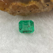 Natural Colombia Green Emerald (Beryl) Cut-Cornered Rectangular step cut 0.64ct 4.9 by 4.7 by 3.7mm - Huangs Jadeite and Jewelry Pte Ltd