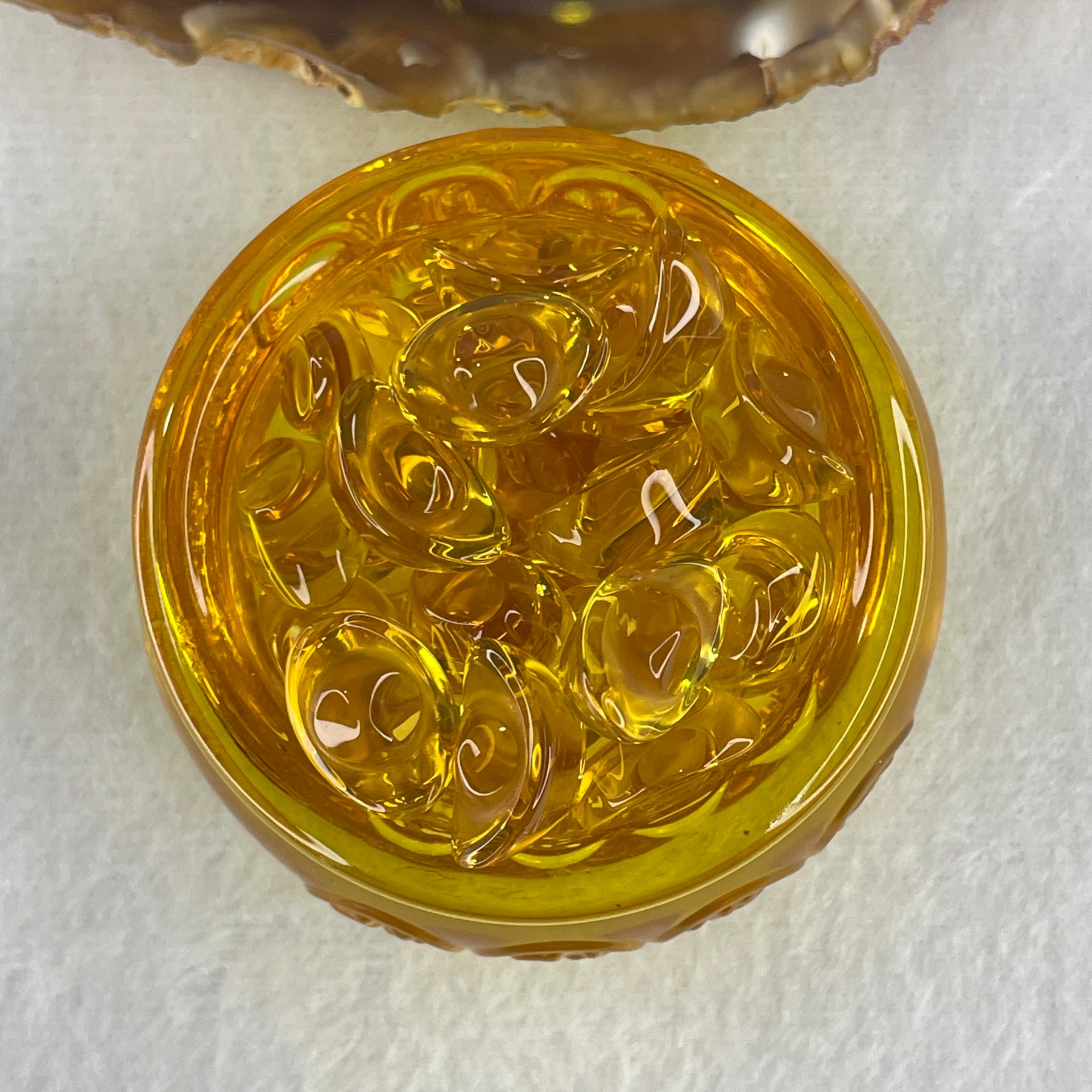 Yellow Liuli Wealth Pot with Ingot Yuan Bao Display Total Weight 150.37g 59.4 by 37.0mm - Huangs Jadeite and Jewelry Pte Ltd