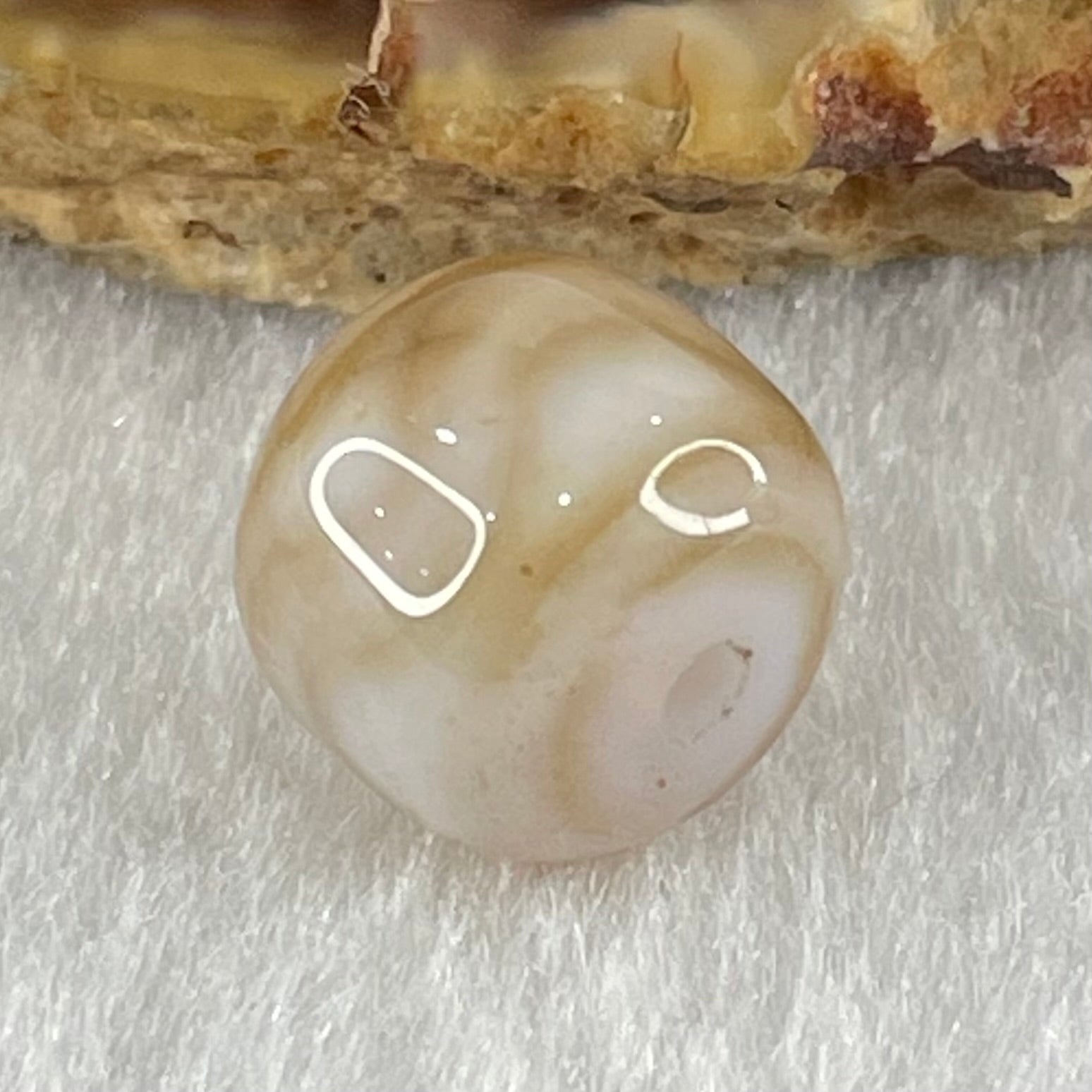 Natural Powerful Tibetan Old Oily Agate Tiger Tooth Daluo Dzi Bead Heavenly Master (Tian Zhu) 1.96g 9.9 by 11.1mm - Huangs Jadeite and Jewelry Pte Ltd