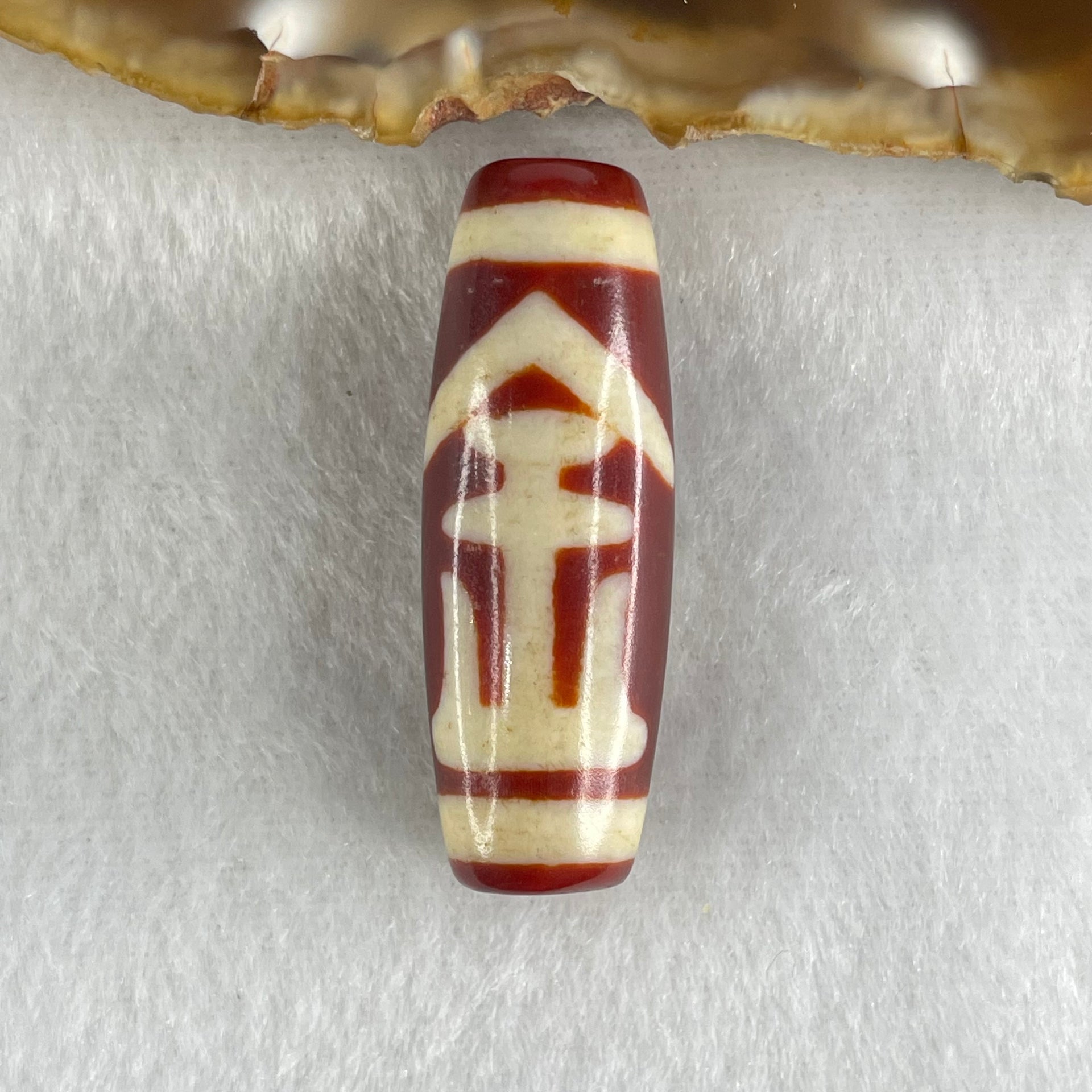 Natural Powerful Tibetan Old Oily Red White Agate One Eye Gold Metal Element Dzi Bead Heavenly Master (Tian Zhu) 一眼金天珠 10.59g 38.0 by 13.3mm - Huangs Jadeite and Jewelry Pte Ltd