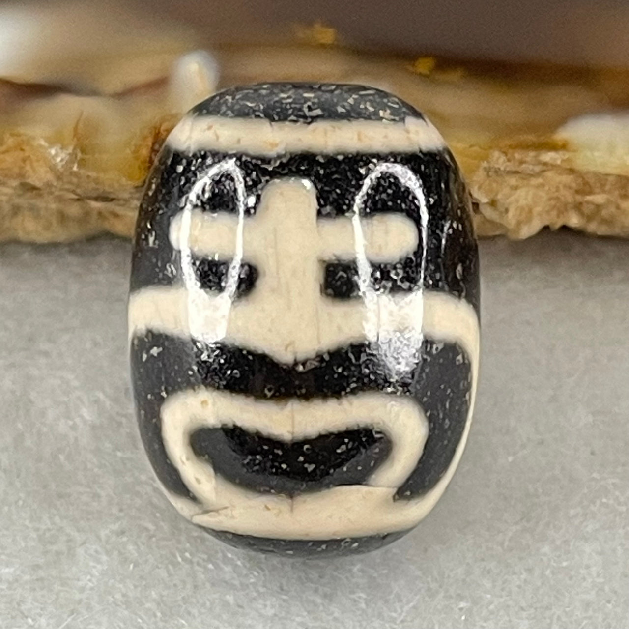 Natural Powerful Tibetan Old Oily Agate Double Nectar Vessel Dzi Bead Heavenly Master (Tian Zhu) 花蜜容器眼天珠 4.83g 17.7 by 13.3mm - Huangs Jadeite and Jewelry Pte Ltd