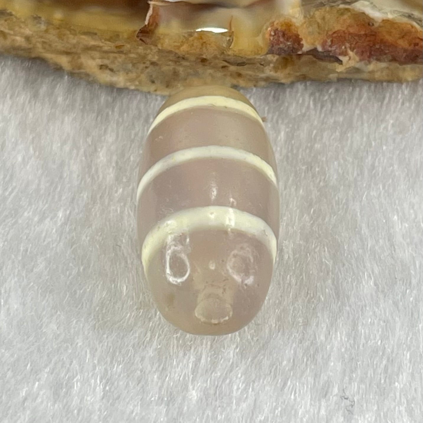 Natural Powerful Tibetan Old Oily Agate 3-Lines Dzi Bead Heavenly Master (Tian Zhu) 三行天诛 2.89g 19.6 by 10.0mm - Huangs Jadeite and Jewelry Pte Ltd