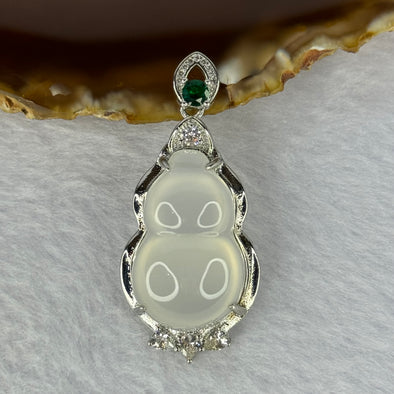 Natural Agate Hulu Silver Pendent 10.34g 26.9 by 16.6 by 9.0mm - Huangs Jadeite and Jewelry Pte Ltd