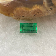 Natural Colombia Green Emerald (Beryl) Cut-Cornered Rectangular step cut 0.56ct 6.0 by 3.6 by 3.2mm - Huangs Jadeite and Jewelry Pte Ltd