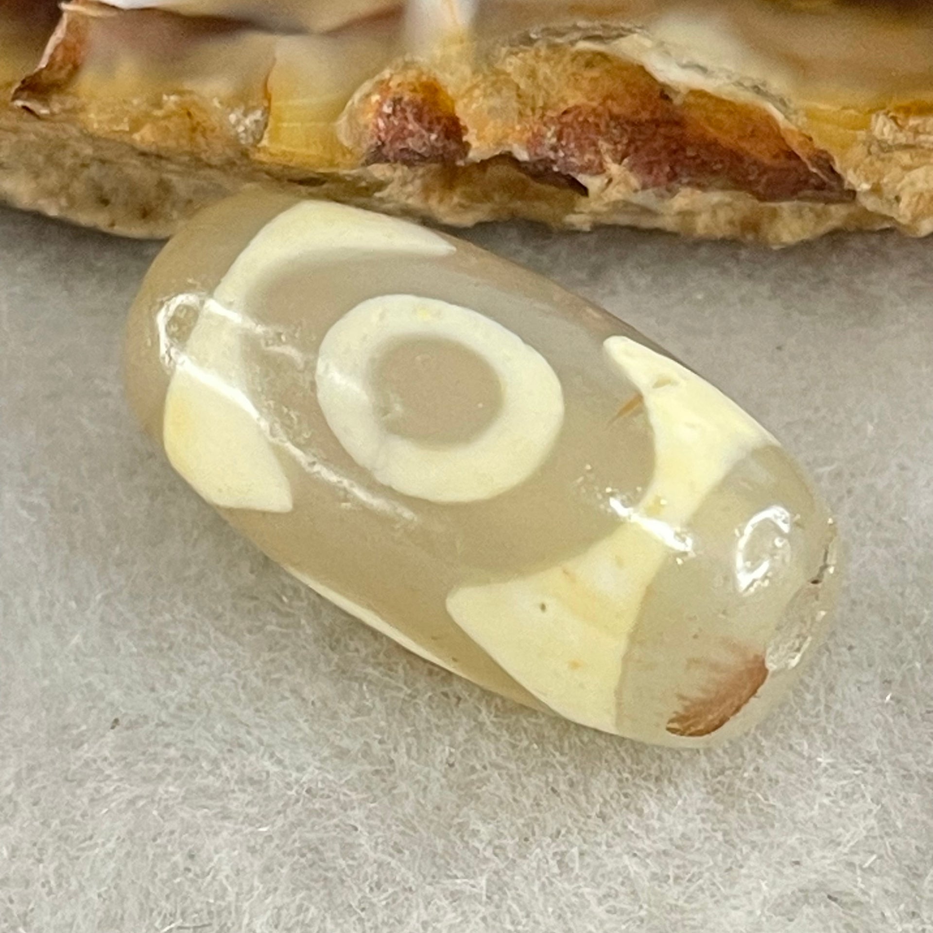 Natural Powerful Tibetan Old Oily Agate 3 Eyes Dzi Bead Heavenly Master (Tian Zhu) 三眼天诛 3.14g 20.0 by 10.4mm - Huangs Jadeite and Jewelry Pte Ltd