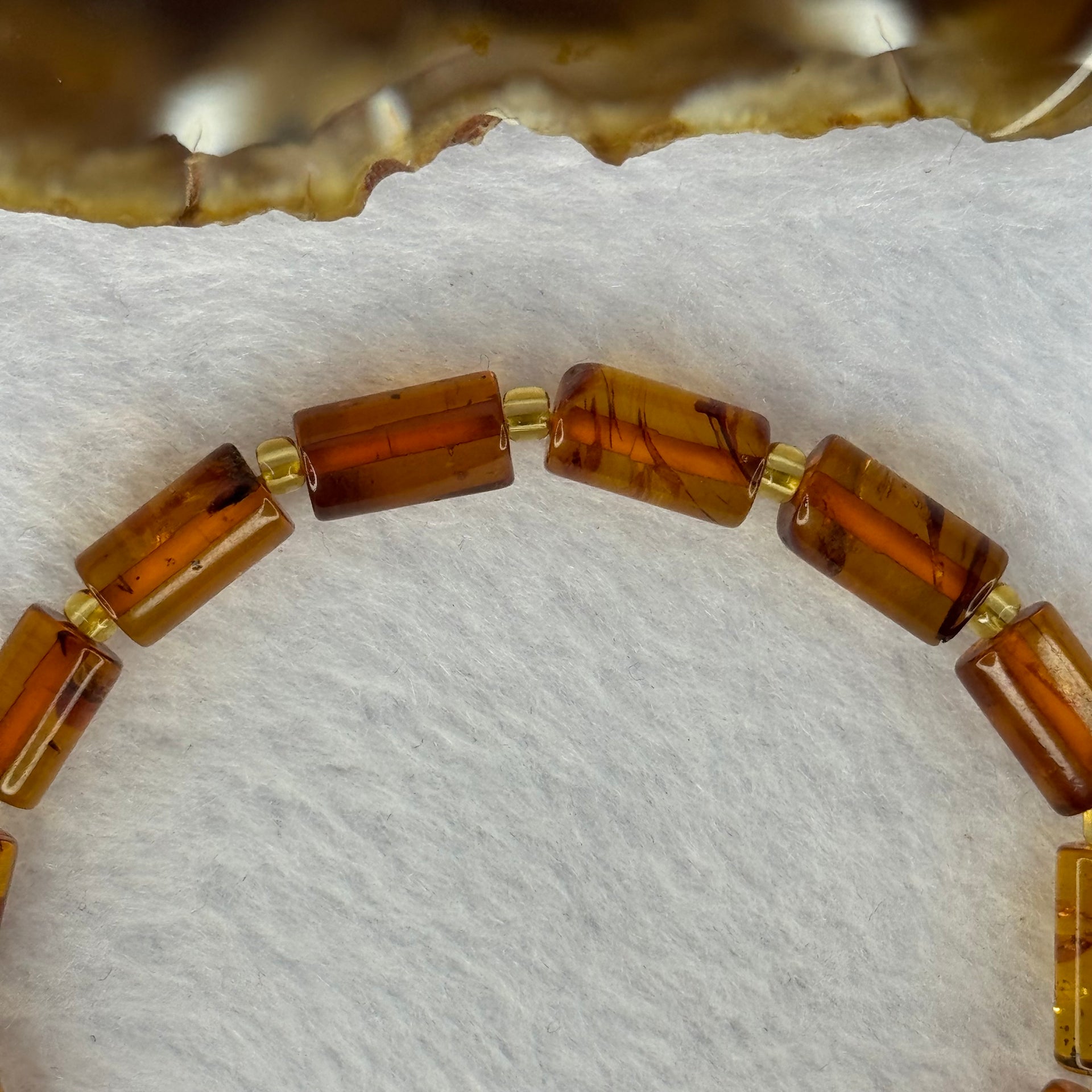 Natural Blood Flower Amber Lulutong Bracelet 天然血花琥珀手链 5.05g 16cm 10.3 by 6.3mm 15 Beads - Huangs Jadeite and Jewelry Pte Ltd