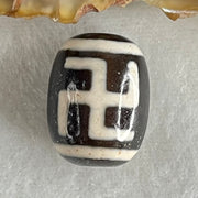 Natural Powerful Tibetan Old Oily Agate 1 Eye With Swastika Dzi Bead (Hotu Dzi) 5.20g 17.9 by 13.8mm - Huangs Jadeite and Jewelry Pte Ltd