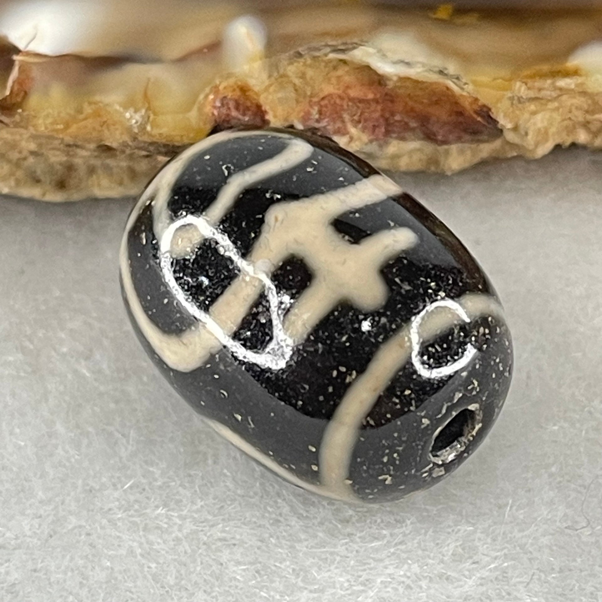 Natural Powerful Tibetan Old Oily Agate Double Nectar Vessel Dzi Bead Heavenly Master (Tian Zhu) 花蜜容器眼天珠 4.56g 17.8 by 13.1mm - Huangs Jadeite and Jewelry Pte Ltd