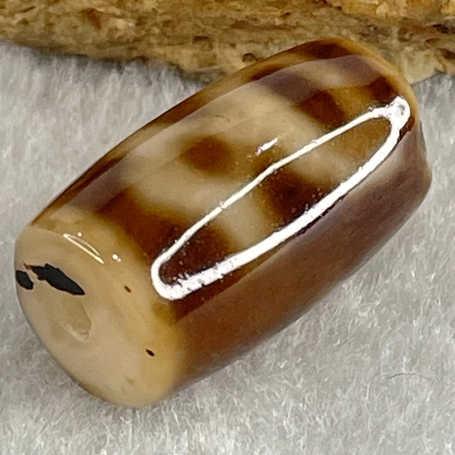 Natural Powerful Tibetan Old Oily Agate Double Cai Shen Dzi Bead Heavenly Master (Tian Zhu) 双财神长天珠 4.81g 20.3 by 11.8mm - Huangs Jadeite and Jewelry Pte Ltd