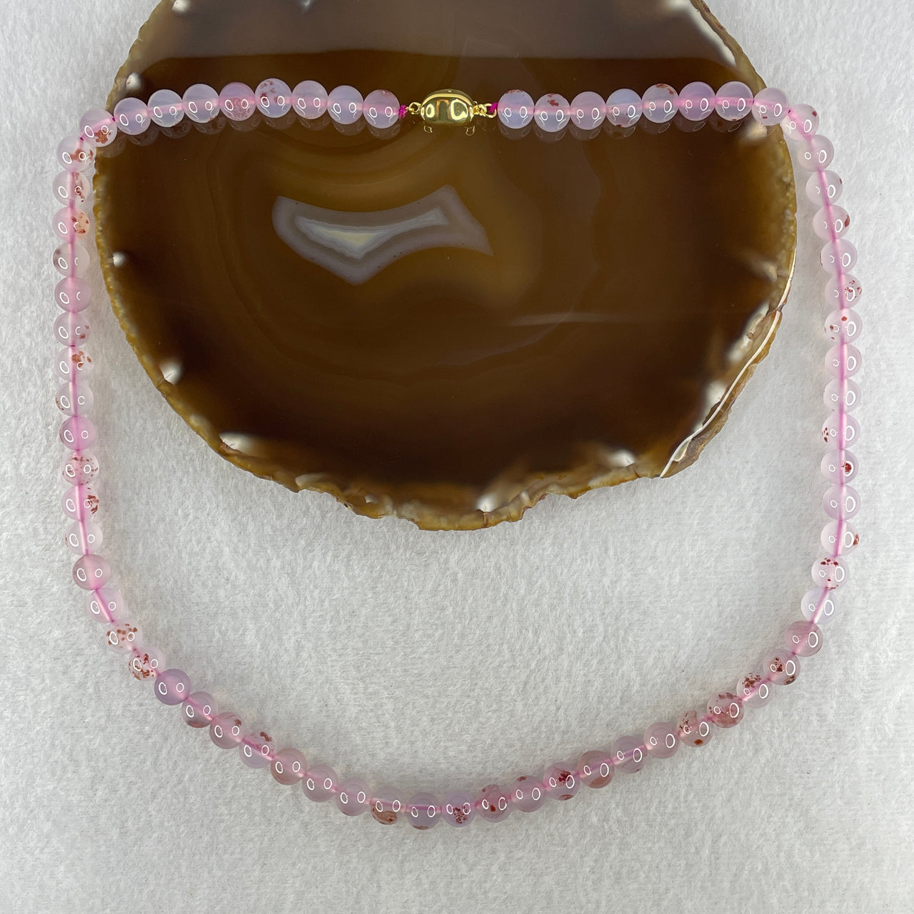 Certified Natural Pink Agate Beads Necklace 52.30g 54cm 8.3mm 69Beads