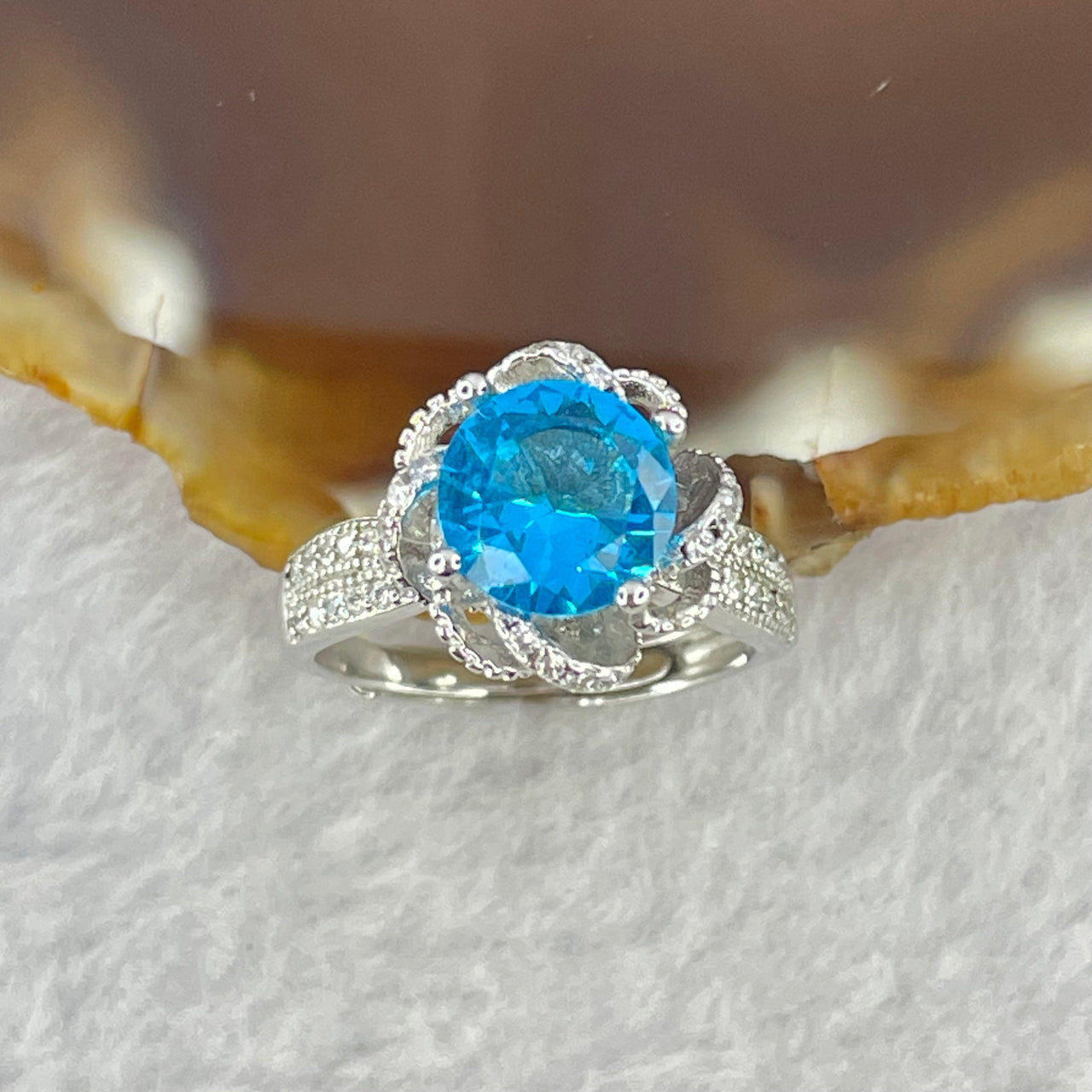 2.0ct Blue Cubic Zirconia 7.9 by 3.2mm with Crystals In PT Plated Sliver Ring 3.70g - Huangs Jadeite and Jewelry Pte Ltd