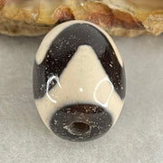 Natural Powerful Tibetan Old Oily Agate Tiger Tooth Daluo Dzi Bead Heavenly Master (Tian Zhu) 虎呀天诛 4.52g 17.4 by 13.2mm - Huangs Jadeite and Jewelry Pte Ltd