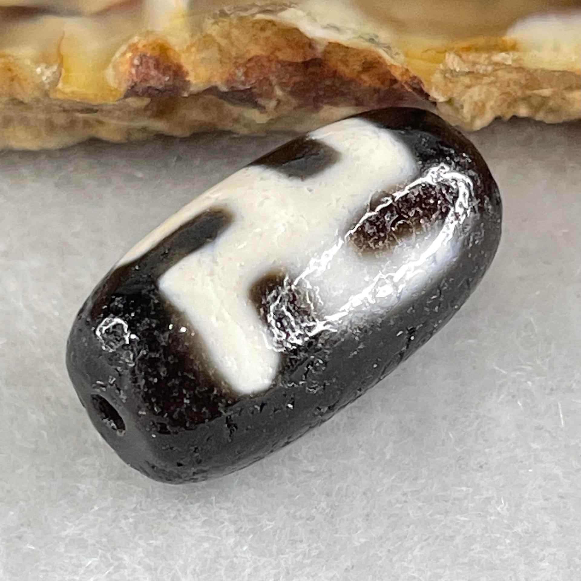 Natural Powerful Tibetan Old Oily Agate 1 Eye With Swastika Dzi Bead (Hotu Dzi) 3.46g 19.5 by  10.7mm - Huangs Jadeite and Jewelry Pte Ltd