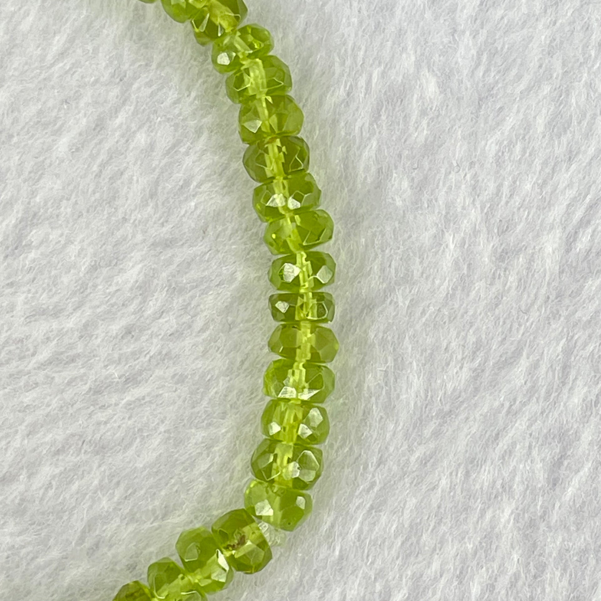 Natural Faceted Peridot Beads Bracelet 天然绿橄榄石手链 10.58g 16cm 5.7mm 58 Beads - Huangs Jadeite and Jewelry Pte Ltd