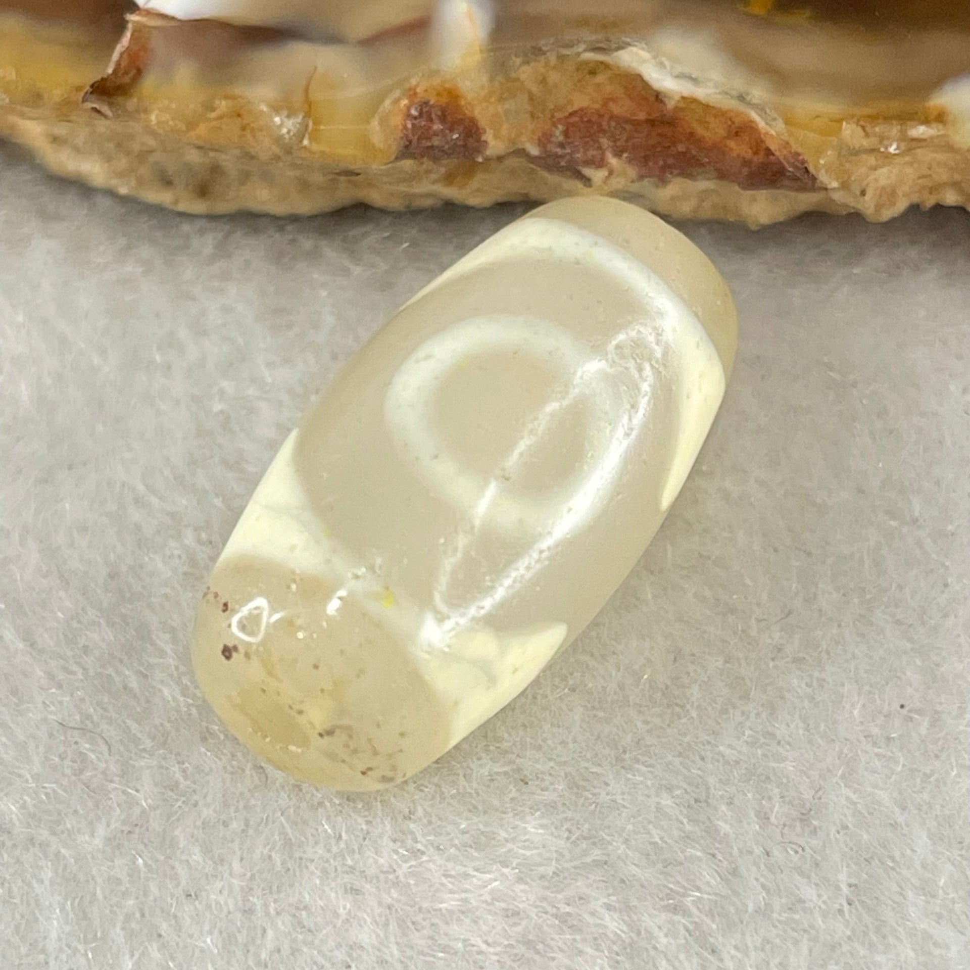Natural Powerful Tibetan Old Oily Agate 3 Eyes Dzi Bead Heavenly Master (Tian Zhu) 三眼天诛 3.25g 20.0 by 10.6mm - Huangs Jadeite and Jewelry Pte Ltd