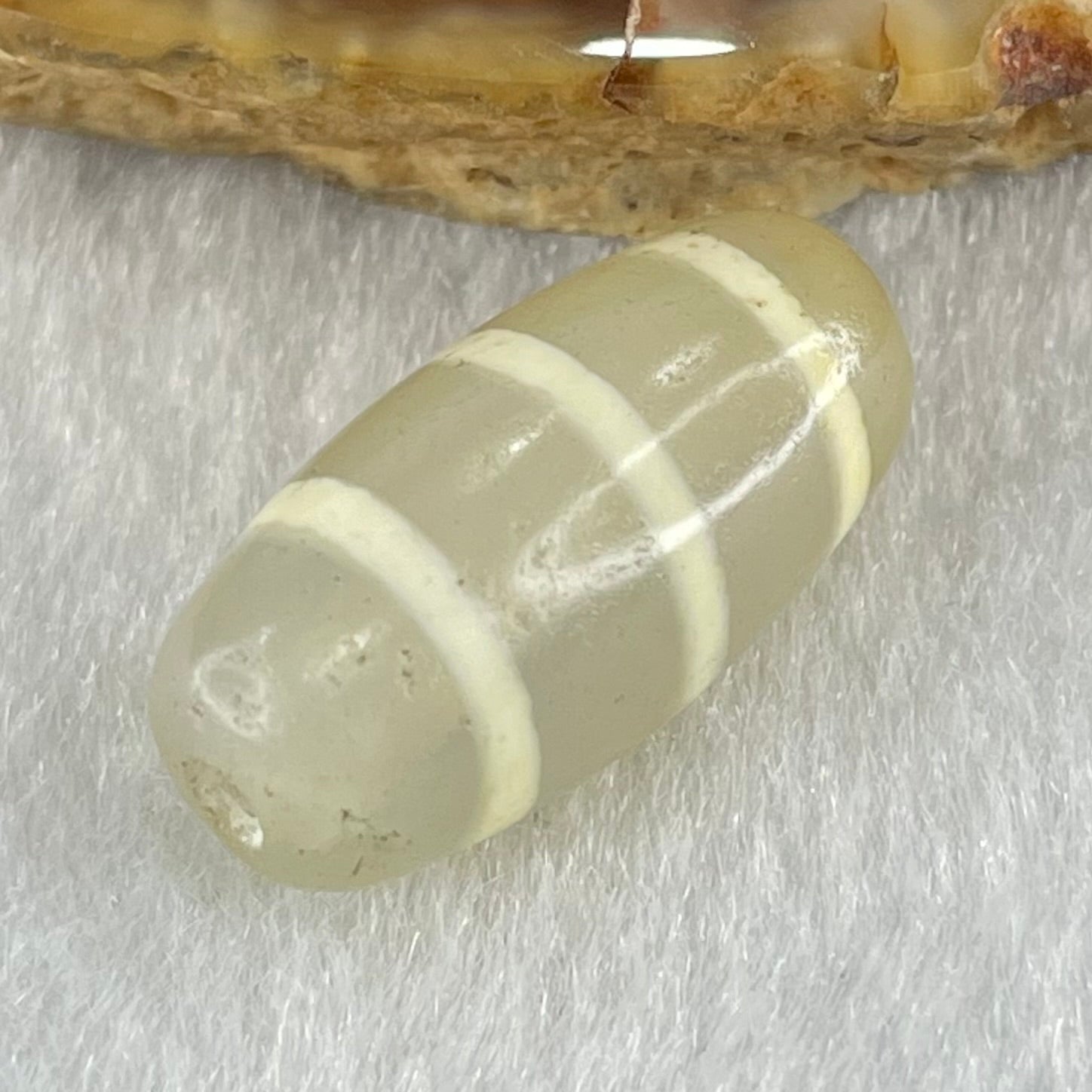 Natural Powerful Tibetan Old Oily Agate 3-Lines Dzi Bead Heavenly Master (Tian Zhu) 三行天诛 2.90g 20.2 by 10.0mm - Huangs Jadeite and Jewelry Pte Ltd
