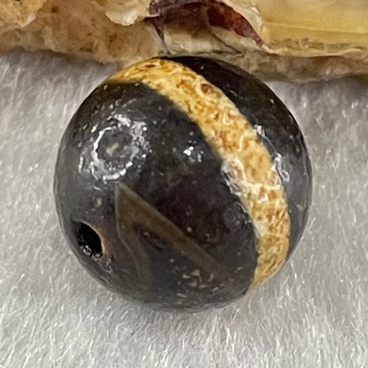 Natural Powerful Tibetan Old Oily Agate 1 Lines Dzi Bead Heavenly Master (Tian Zhu) 1.53g 10.3 by 10.6mm - Huangs Jadeite and Jewelry Pte Ltd