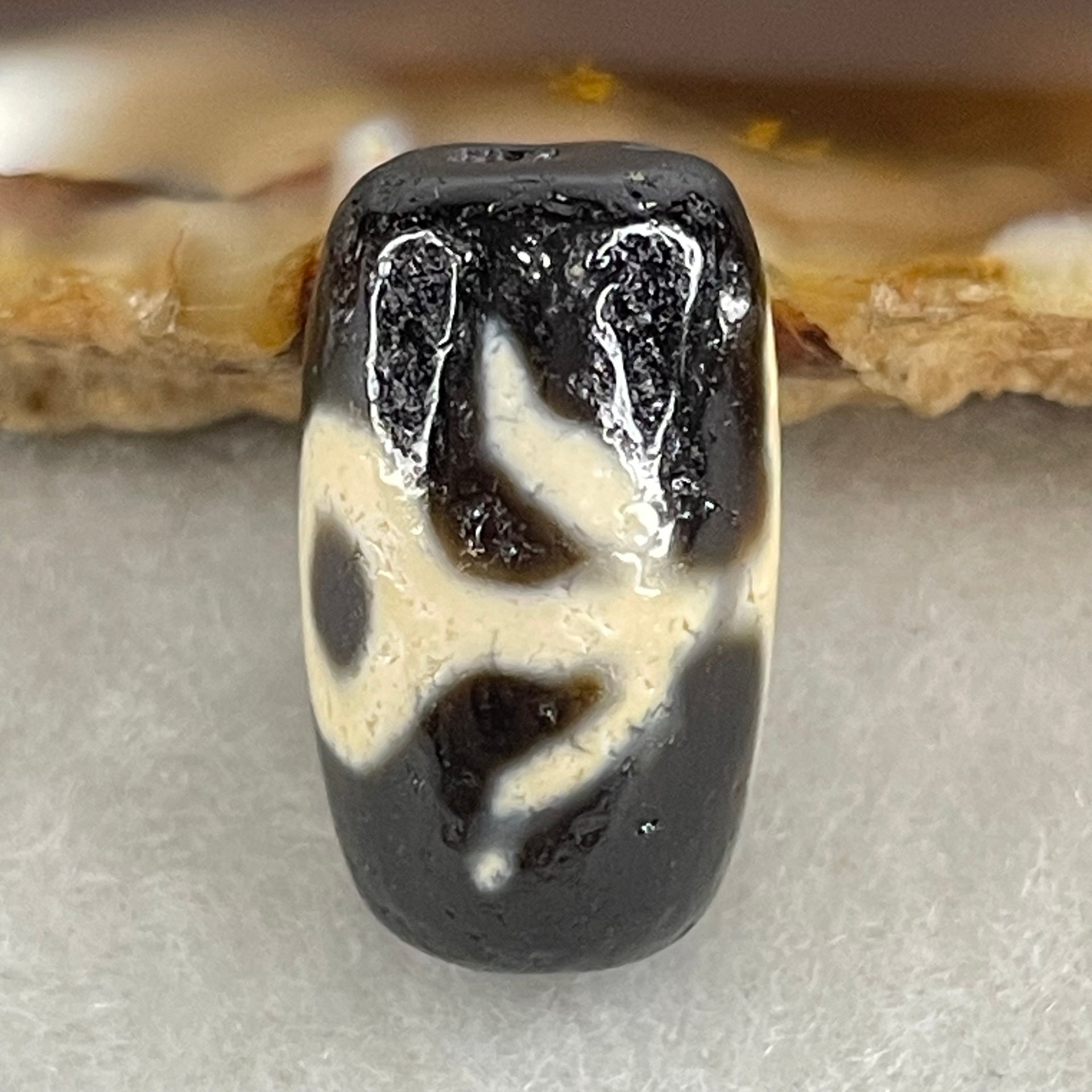 Natural Powerful Tibetan Old Oily Red White Agate Patina Guiren Tairen Human Benefactor Dzi Bead Heavenly Master (Tian Zhu) 贵人天珠 3.37g 18.2 by 10.7mm - Huangs Jadeite and Jewelry Pte Ltd