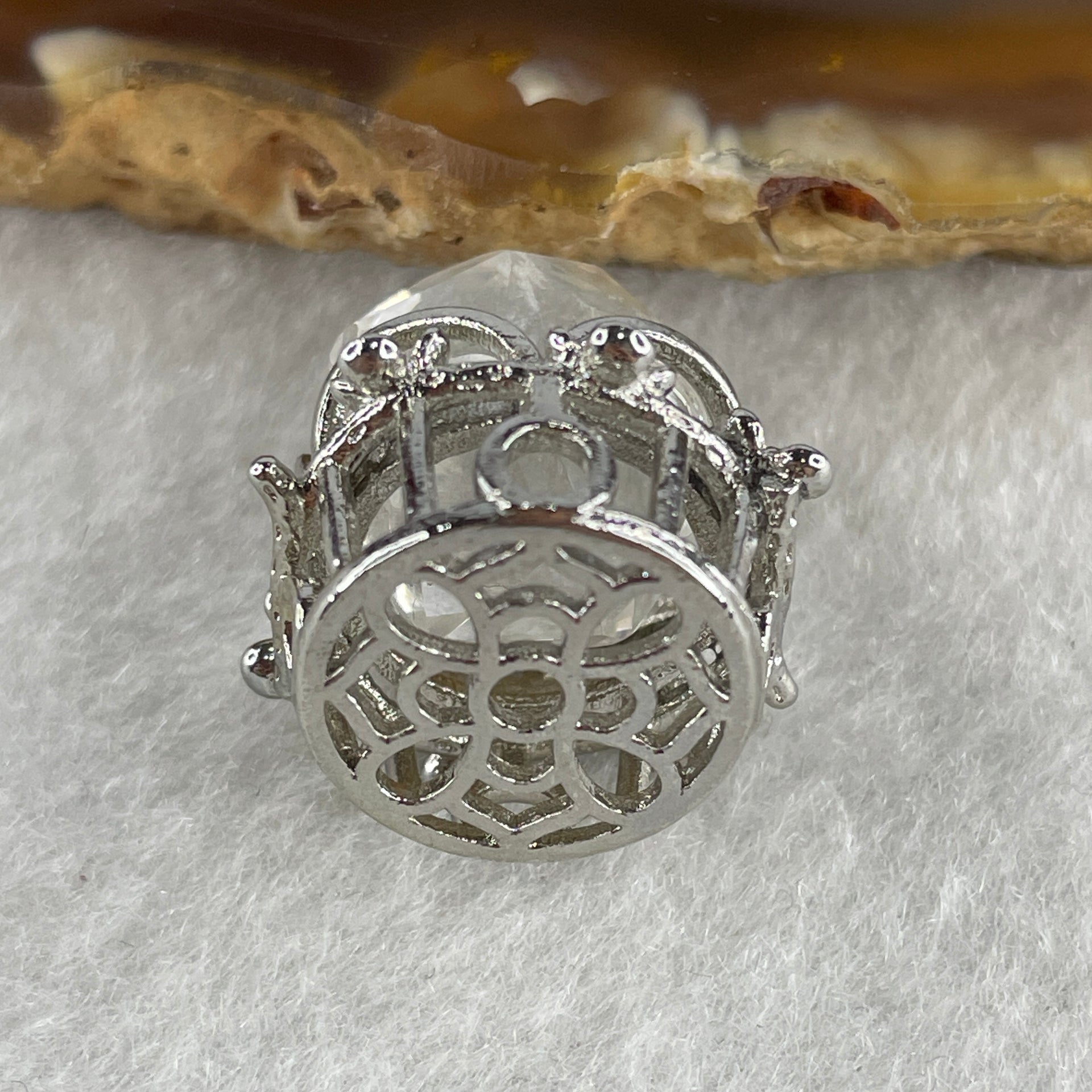 Natural Clear Quartz Pendant in S925 Sliver 6.54g 12.4mm - Huangs Jadeite and Jewelry Pte Ltd