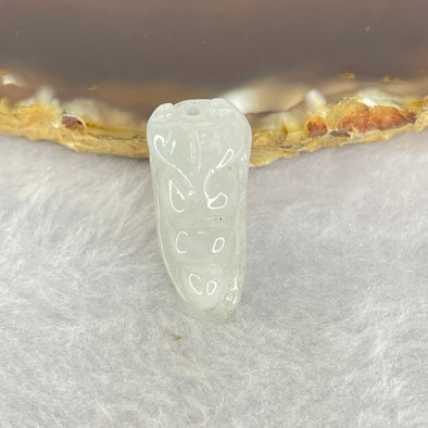 Type A Light Lavender Pea Pod Jadeite 3.08g 11.2 by 23.9 by 6.2mm - Huangs Jadeite and Jewelry Pte Ltd