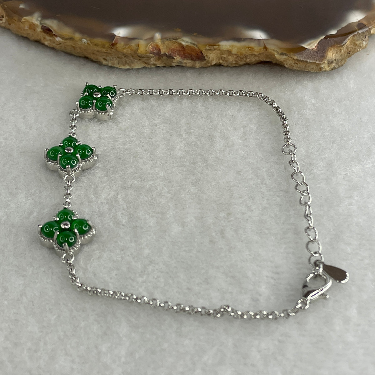Natural Type A Omphacite Spicy Green Jadeite Cabochon 4-Leaf Clover in S925 Silver Bracelet | (4.34g | 15–18cm | 3.6 x 1.5mm x 12 Pcs | "Sì Yè Cǎo" Ultimate Good Luck Anchor, Feng Shui Prosperity Strand) - Huangs Jadeite and Jewelry Pte Ltd