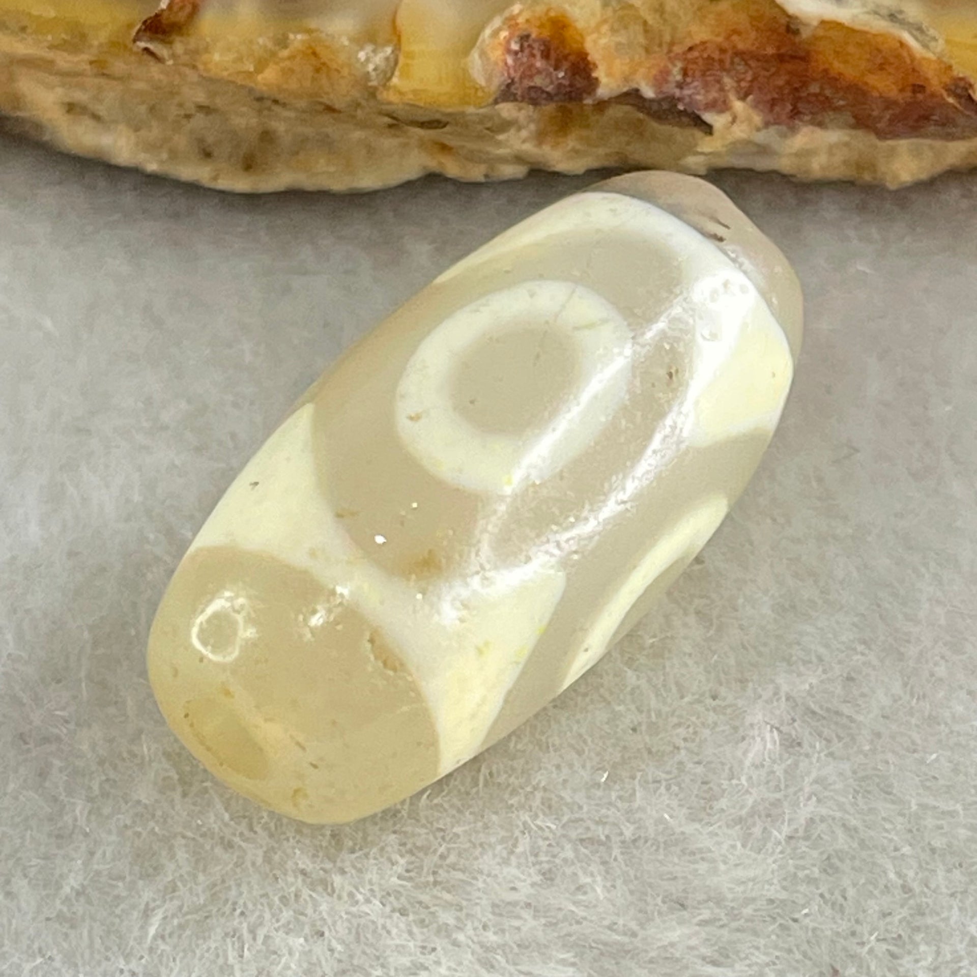 Natural Powerful Tibetan Old Oily Agate 3 Eyes Dzi Bead Heavenly Master (Tian Zhu) 三眼天诛 2.91g 20.1 by 10.1mm - Huangs Jadeite and Jewelry Pte Ltd