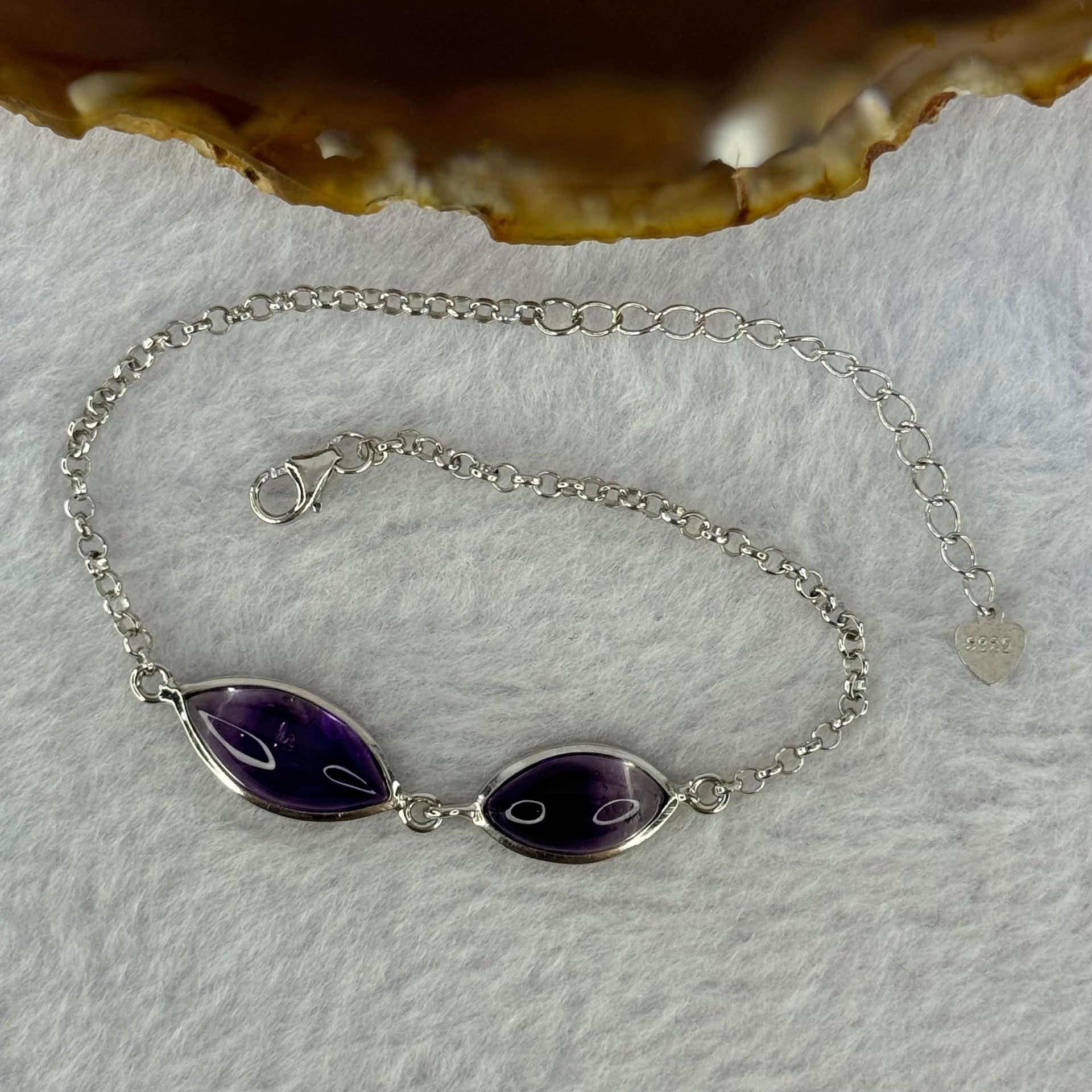 Above Average Natural Super 7 in S925 Sliver Bracelet 3.71g 15.0 by 7.2 by 5.8mm - Huangs Jadeite and Jewelry Pte Ltd