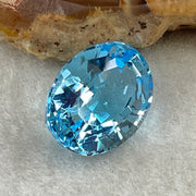 Natural Sky Blue Topaz Oval Shape 9.48ct 14.3 by 11.2 by 7.5mm - Huangs Jadeite and Jewelry Pte Ltd